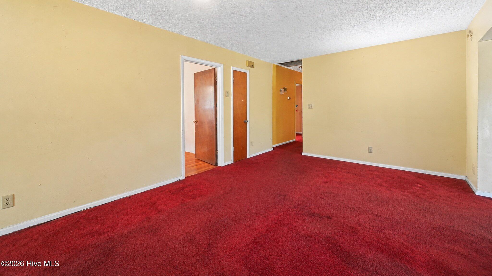 2540 Rosewood Drive Property Photo 13