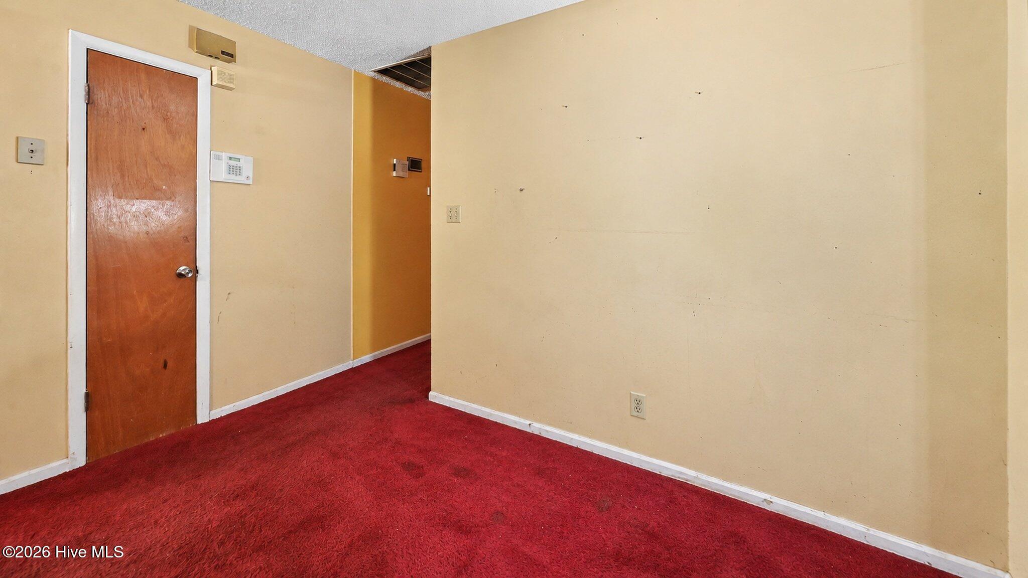 2540 Rosewood Drive Property Photo 15