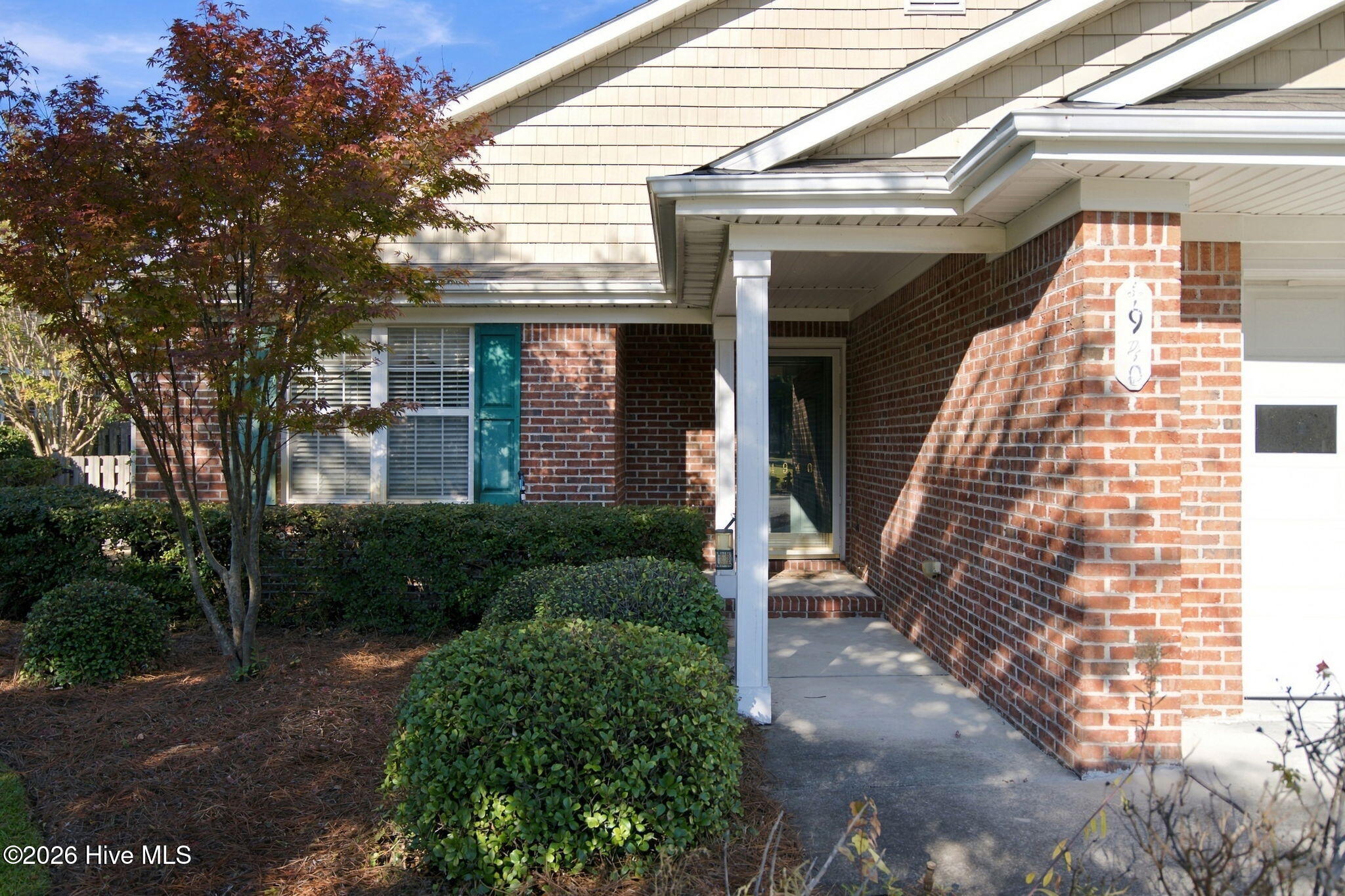 4940 Coronado Drive Property Photo 2