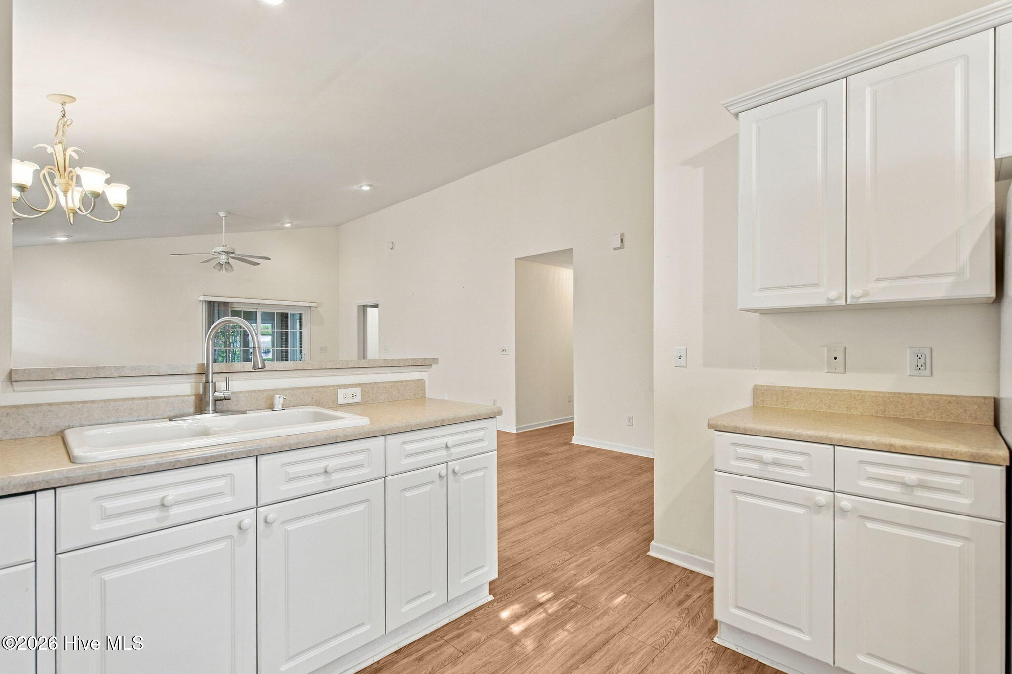 4940 Coronado Drive Property Photo 14