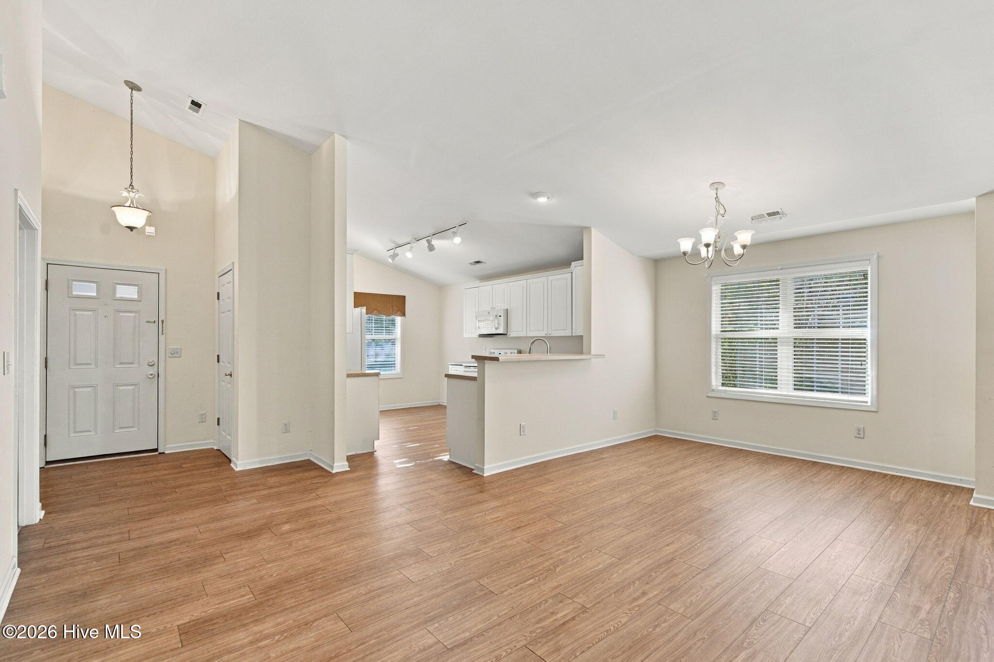 4940 Coronado Drive Property Photo 18