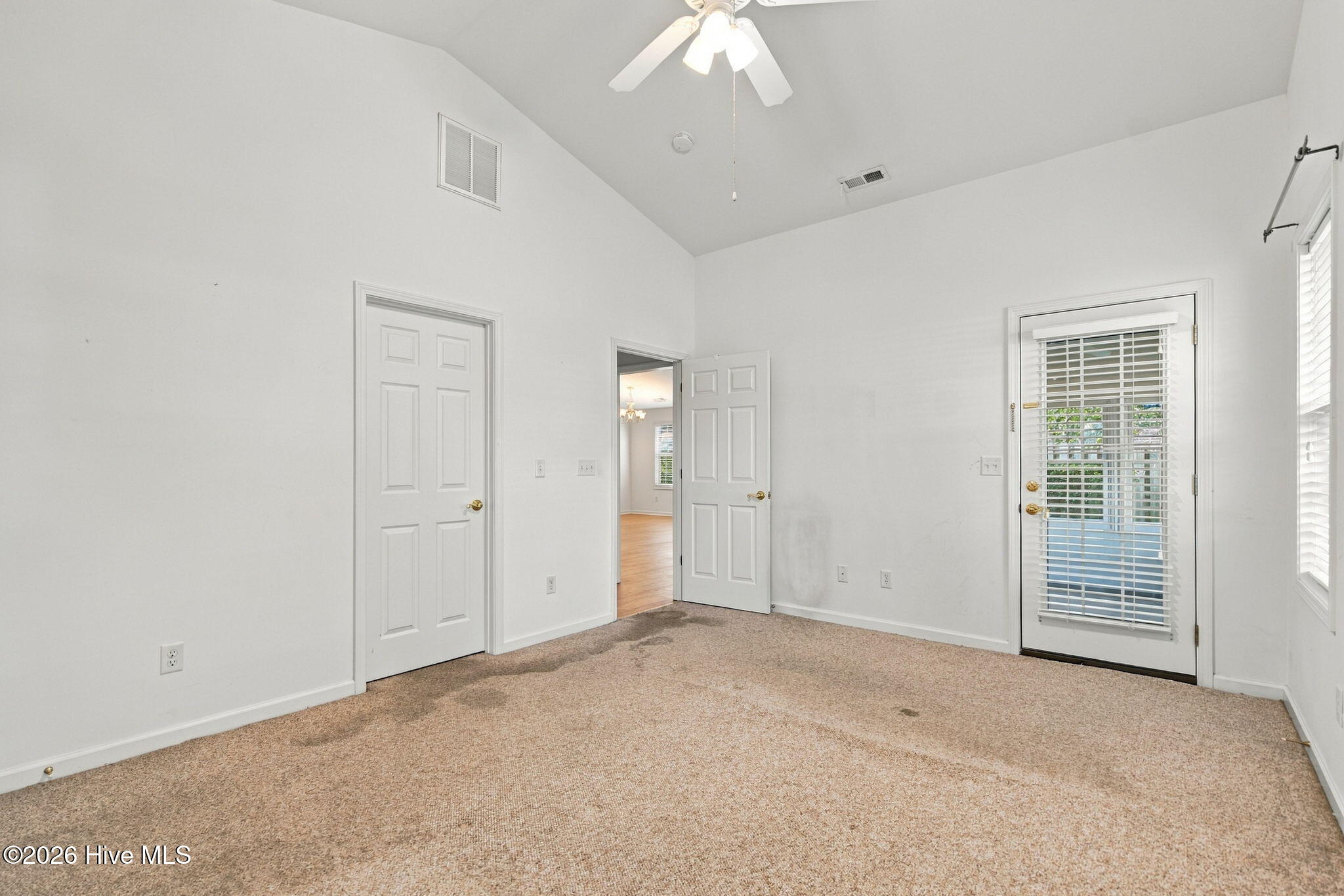 4940 Coronado Drive Property Photo 20
