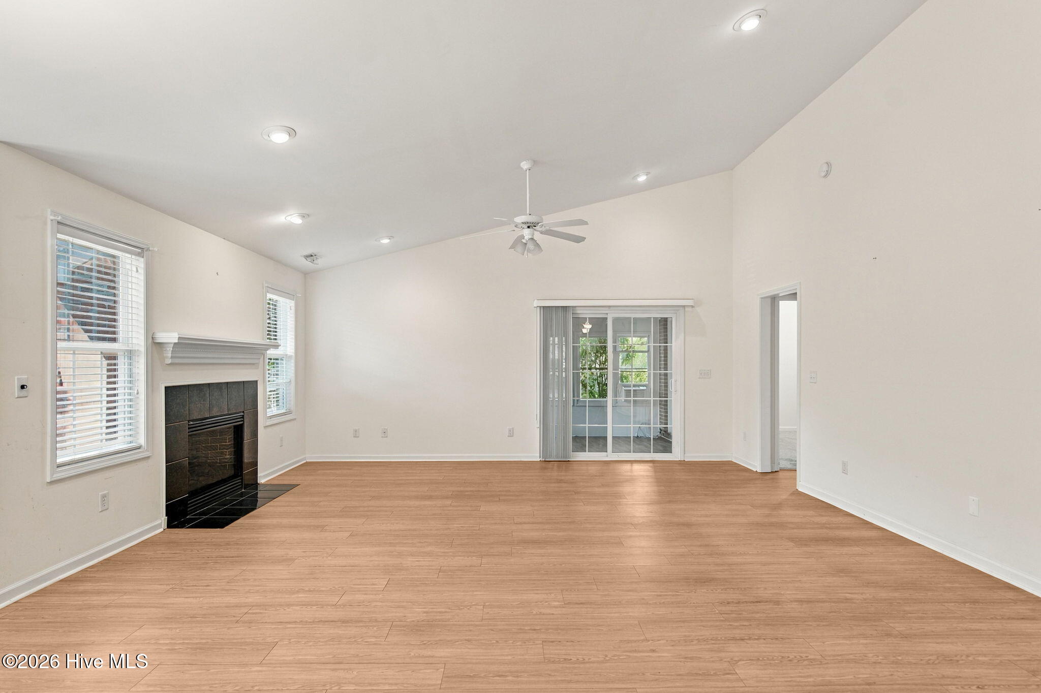 4940 Coronado Drive Property Photo 32