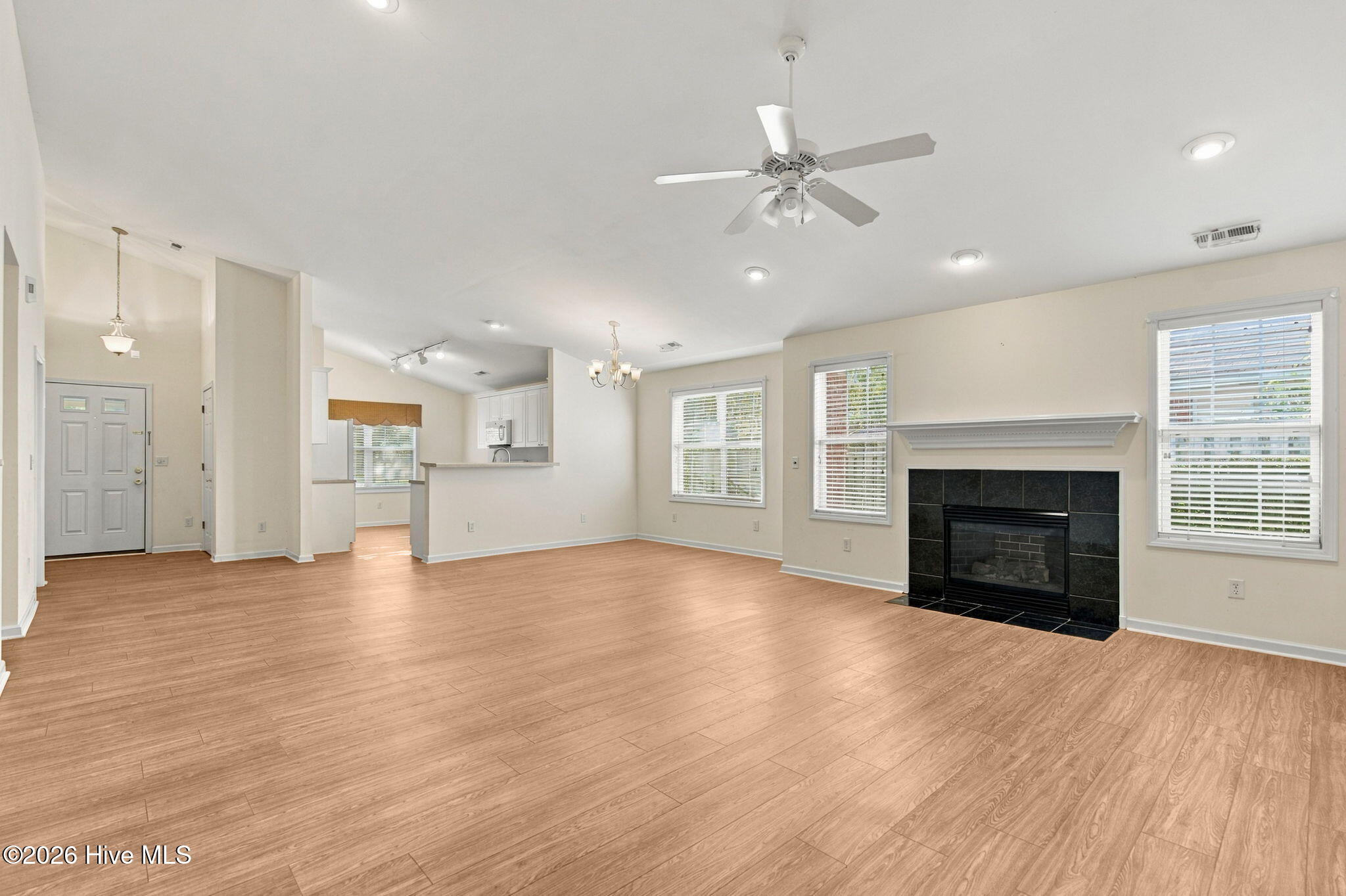 4940 Coronado Drive Property Photo 33