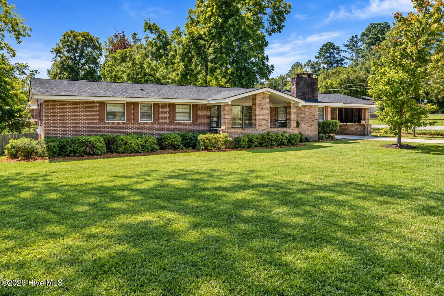 2154 Silverdale Road Property Photo 1
