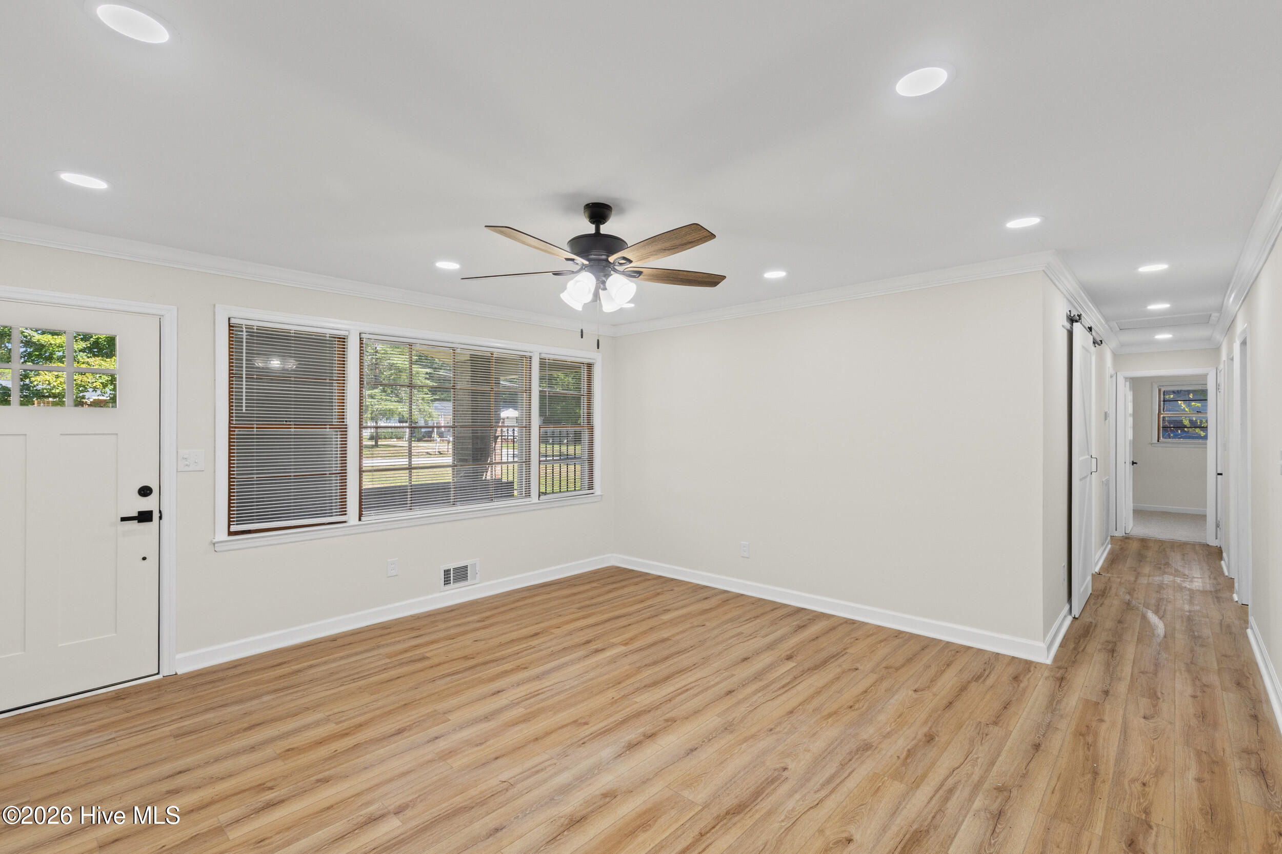 2154 Silverdale Road Property Photo 8