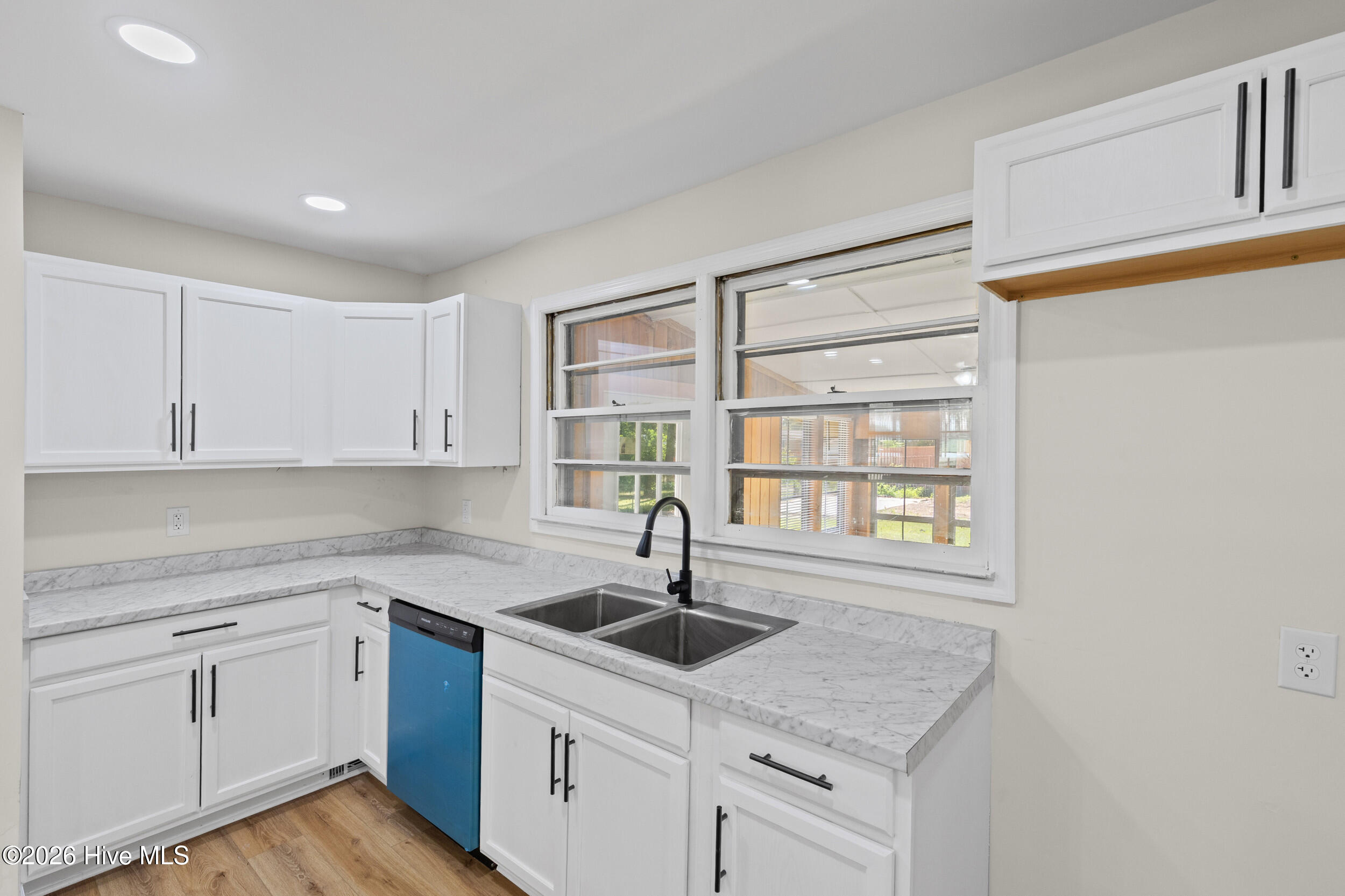 2154 Silverdale Road Property Photo 12