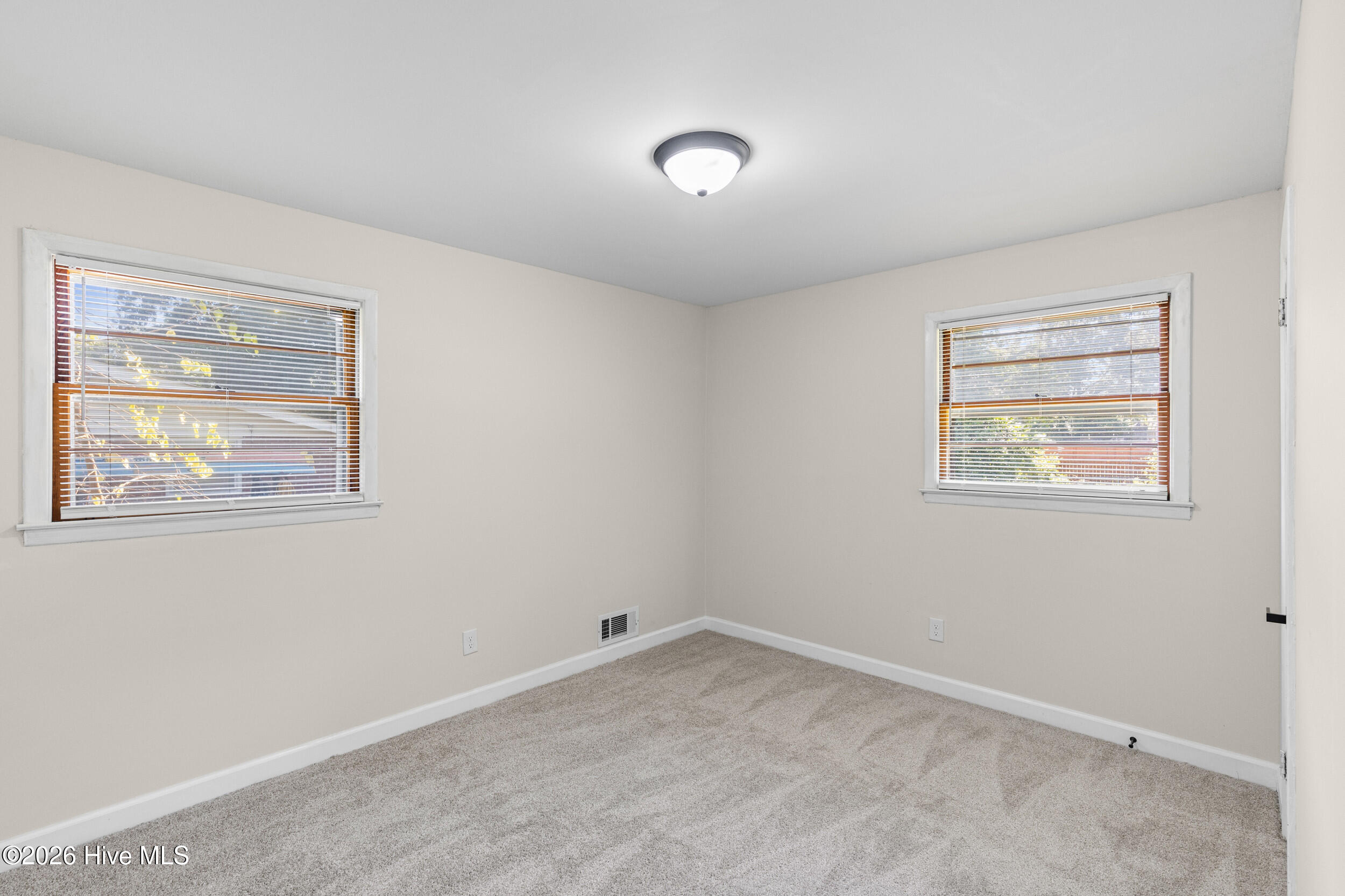 2154 Silverdale Road Property Photo 21