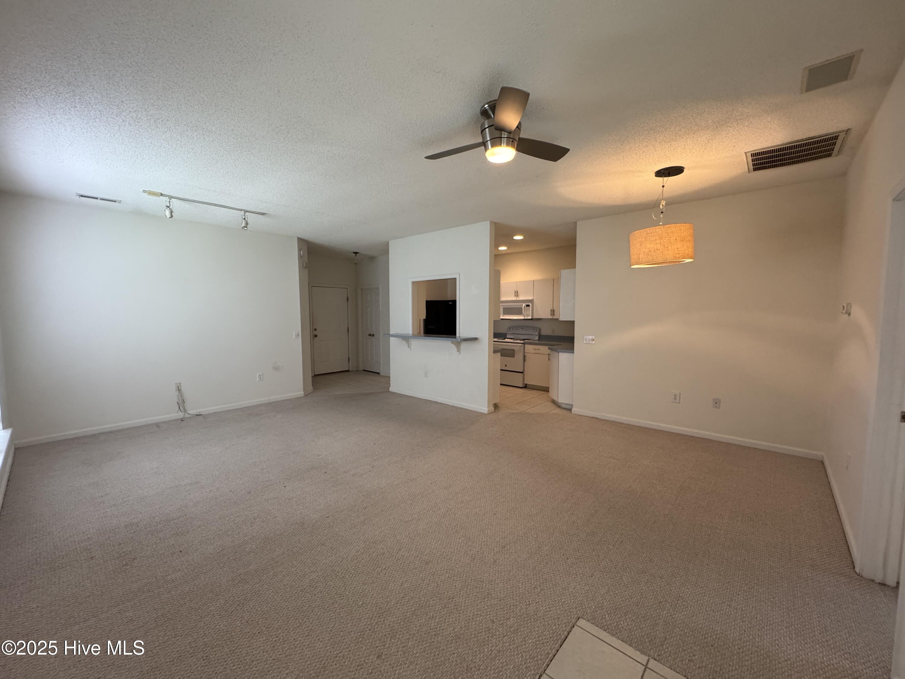 1600 Sturdivant Drive Apt 37 Property Photo 3