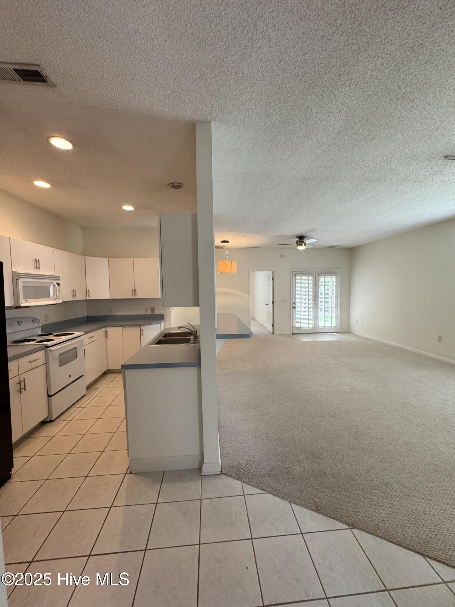1600 Sturdivant Drive Apt 37 Property Photo 16