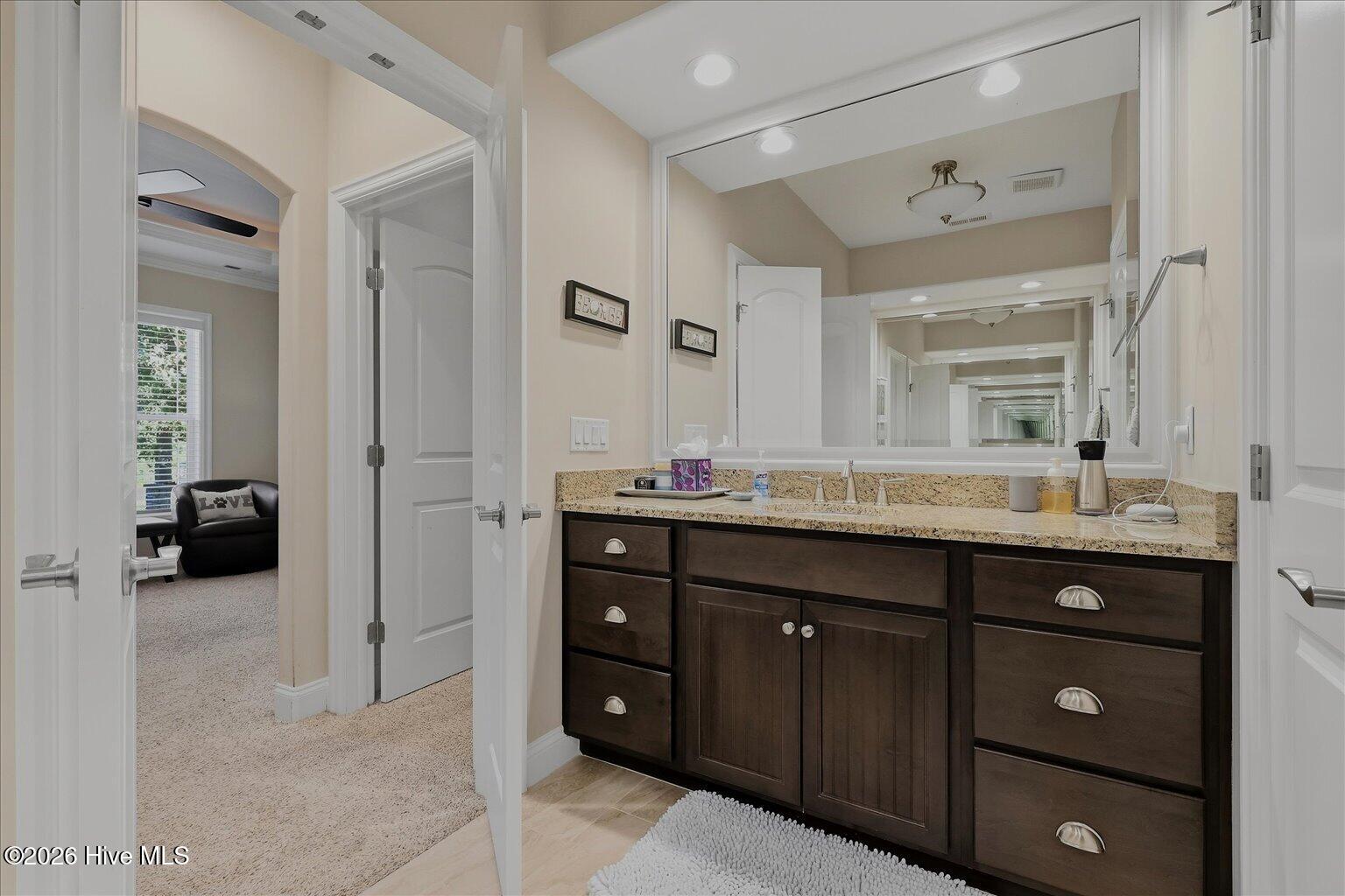 8309 Oak Abbey Trail Ne Property Photo 29