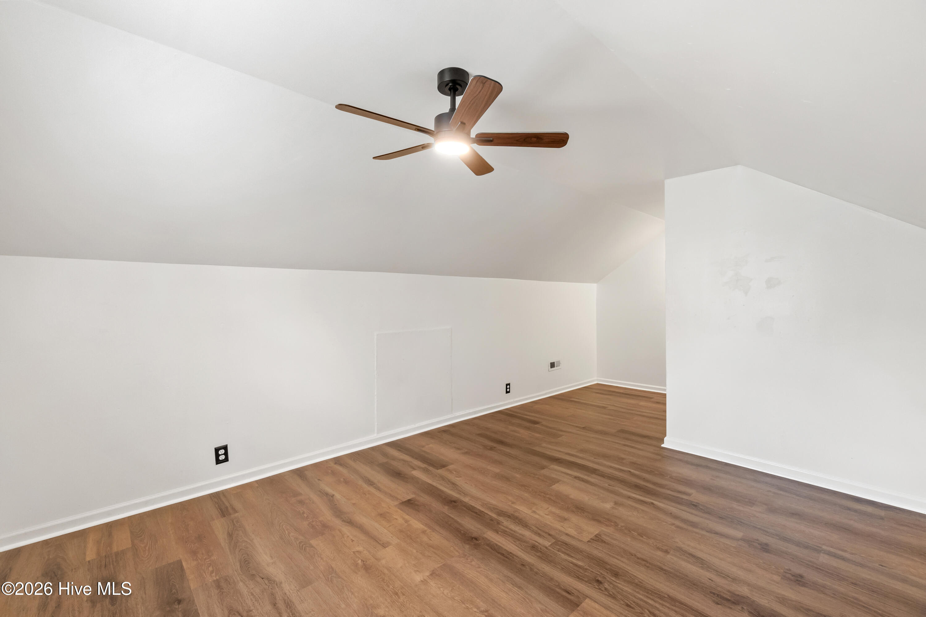 110 Pritchard Street Property Photo 22