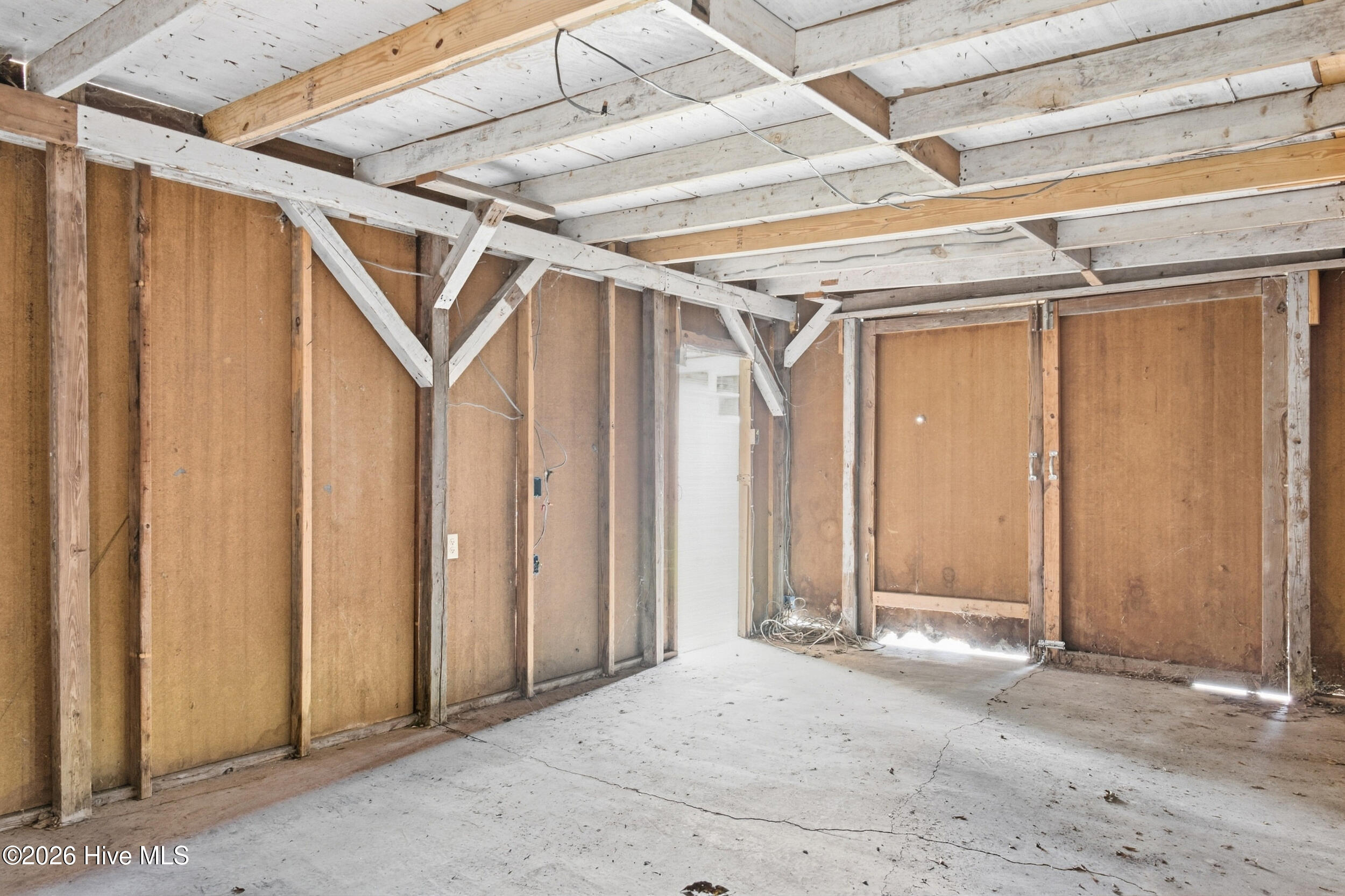 109 E Walnut Street Property Photo 36