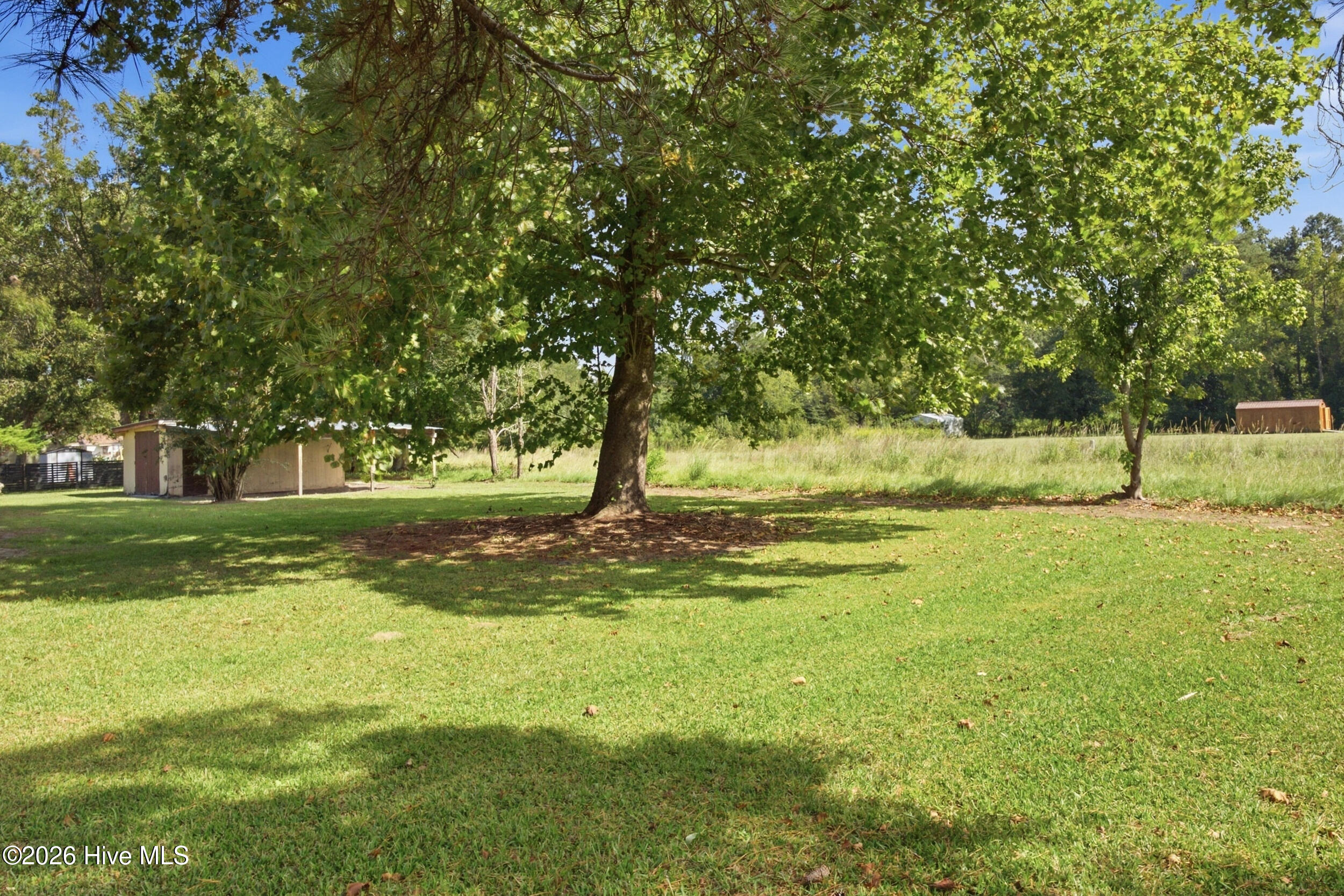 109 E Walnut Street Property Photo 37