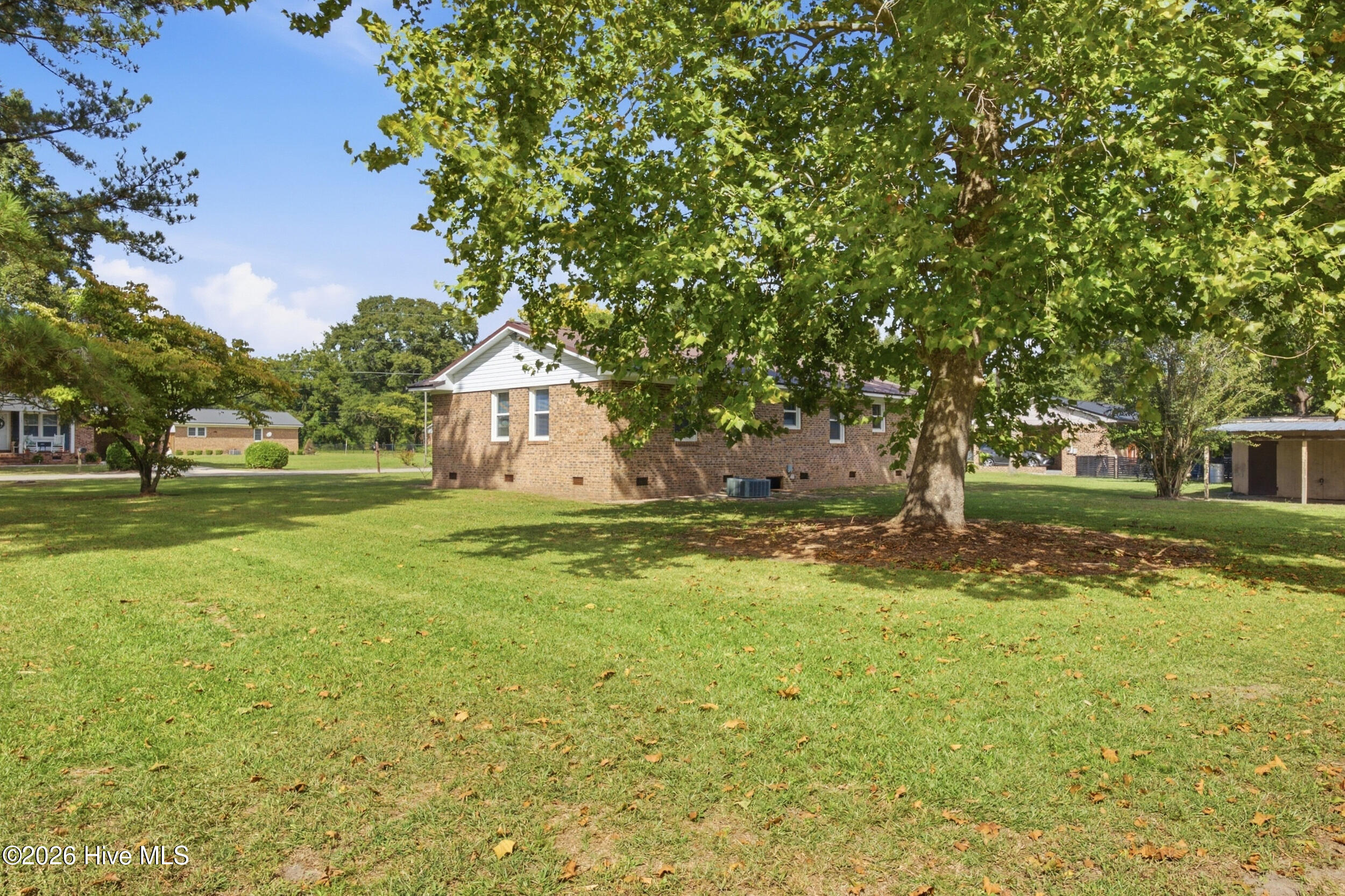 109 E Walnut Street Property Photo 40