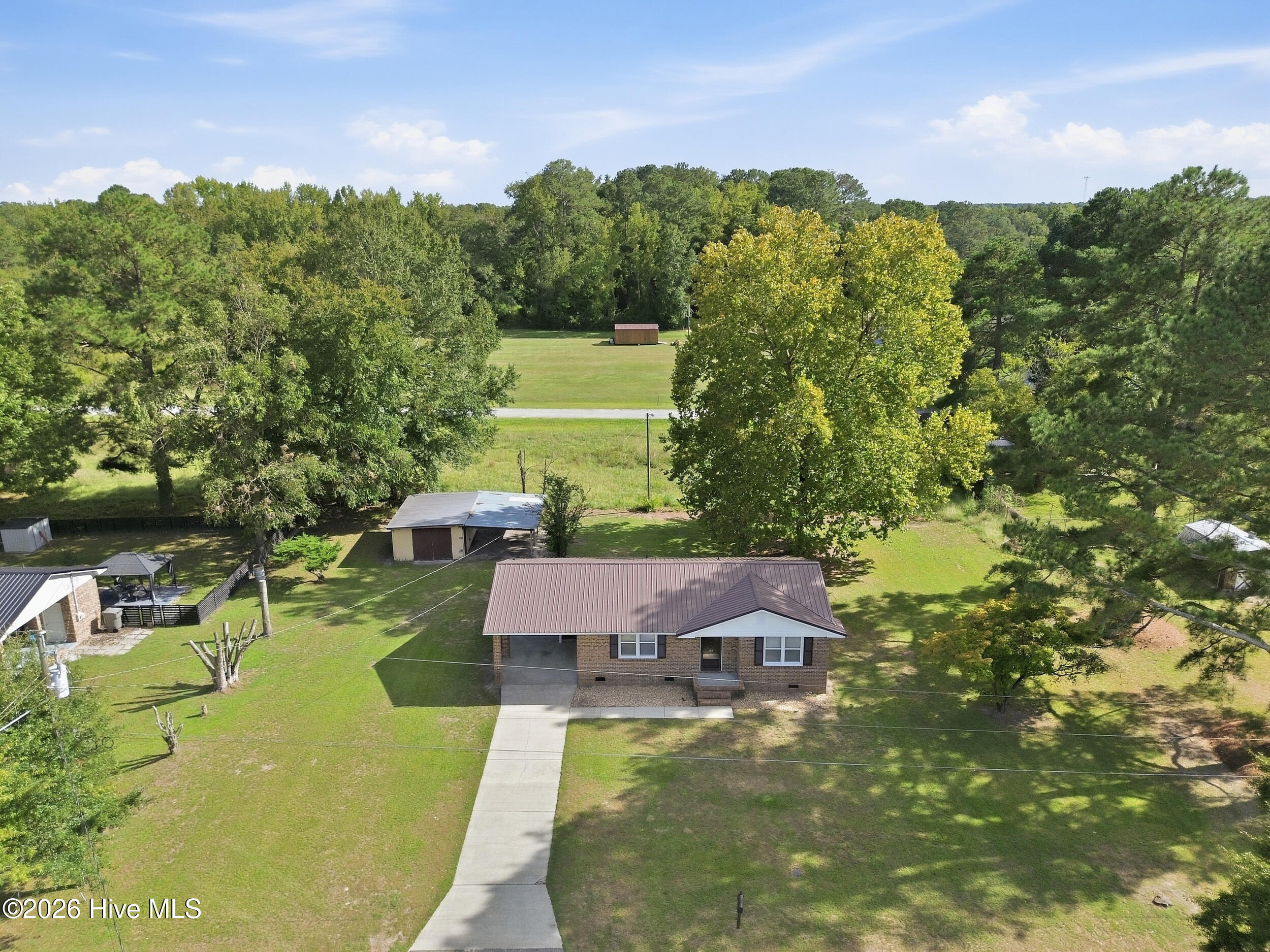 109 E Walnut Street Property Photo 41