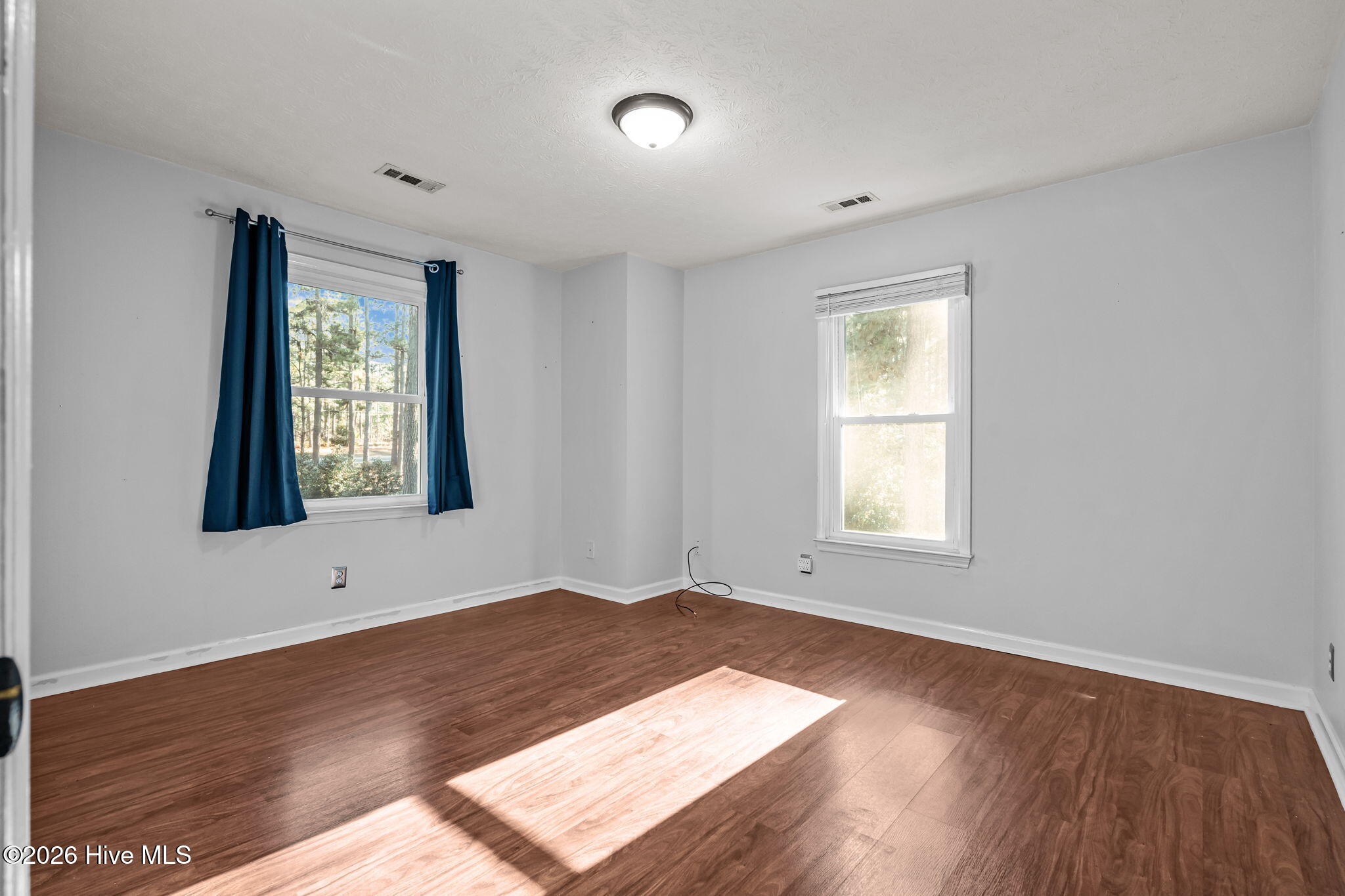 215 Canterbury Road Property Photo 32