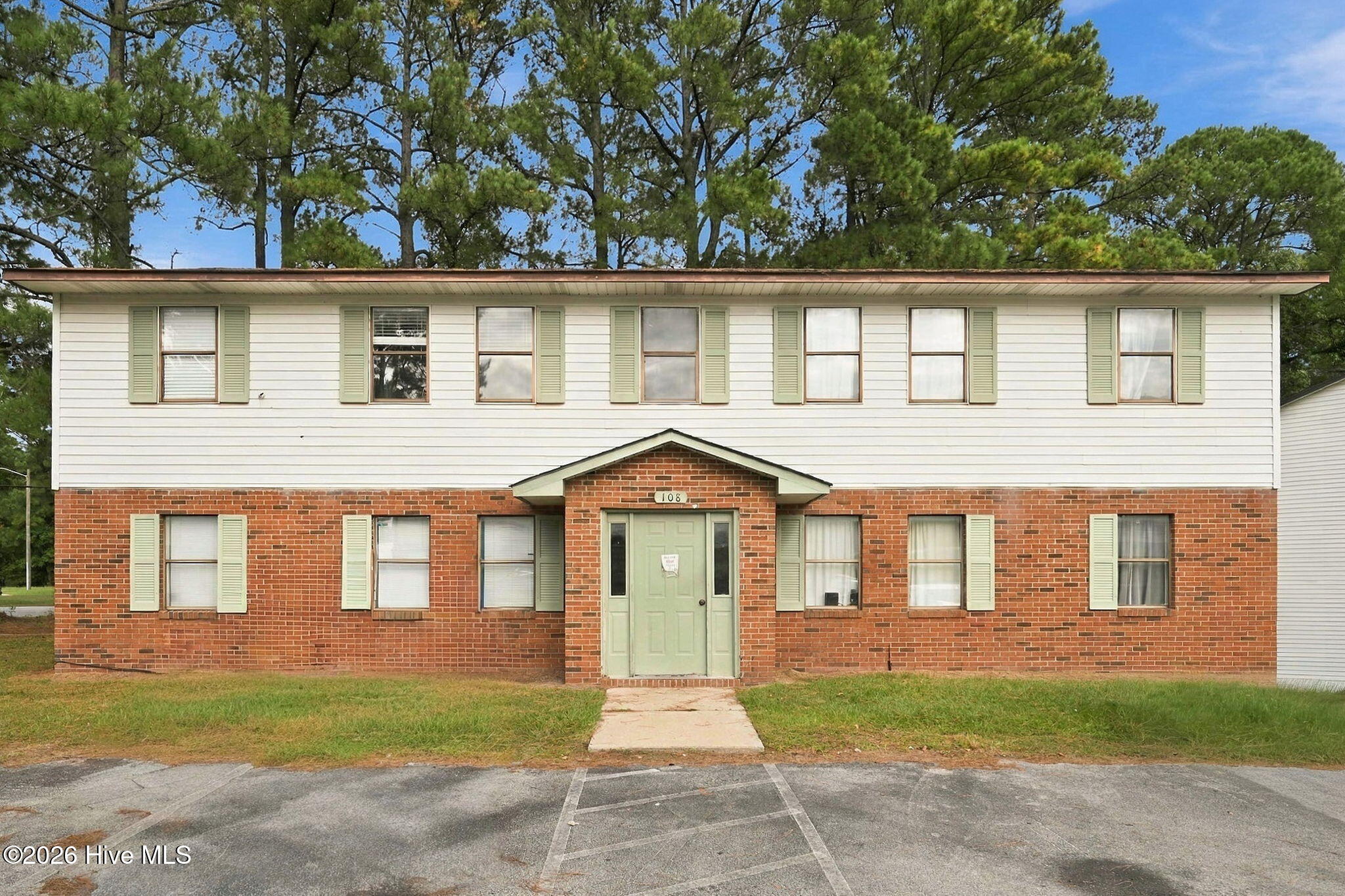 108 Ravenwood Drive Property Photo 1