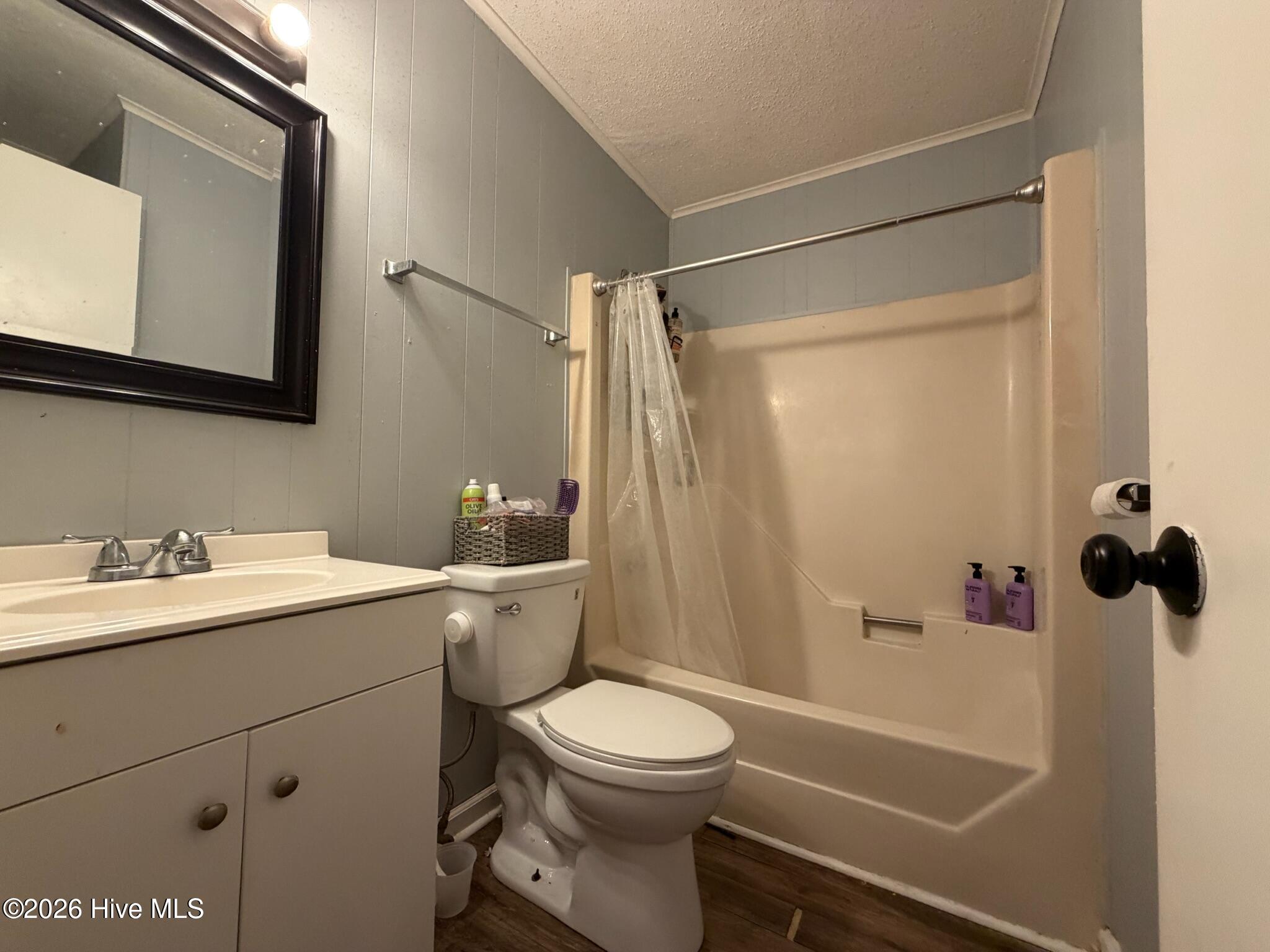 108 Ravenwood Drive Property Photo 9