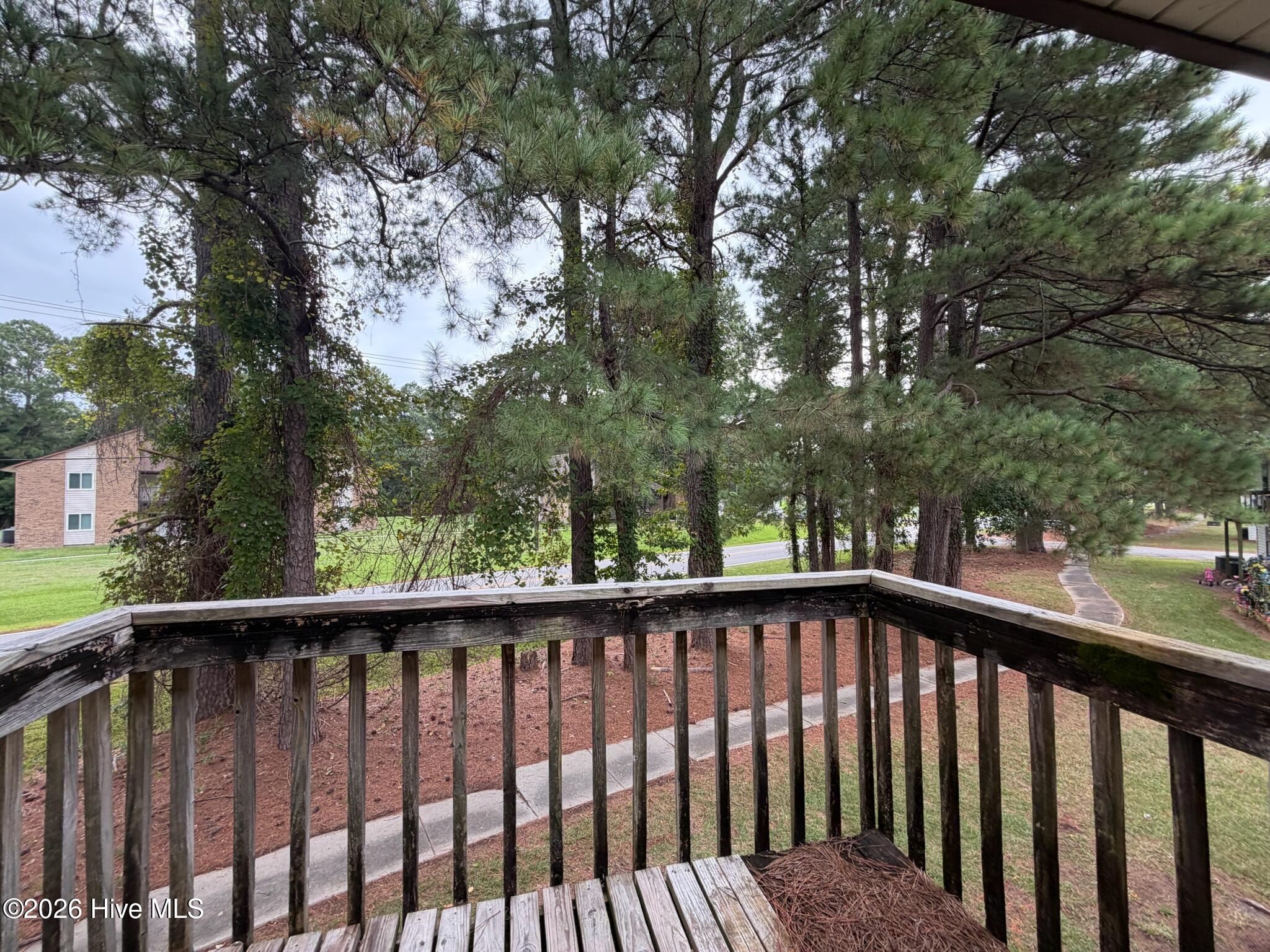 108 Ravenwood Drive Property Photo 15