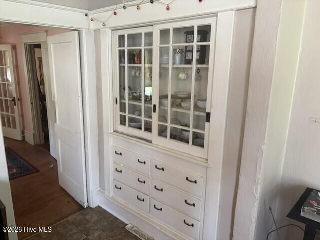 303 S Main Street Property Photo 9