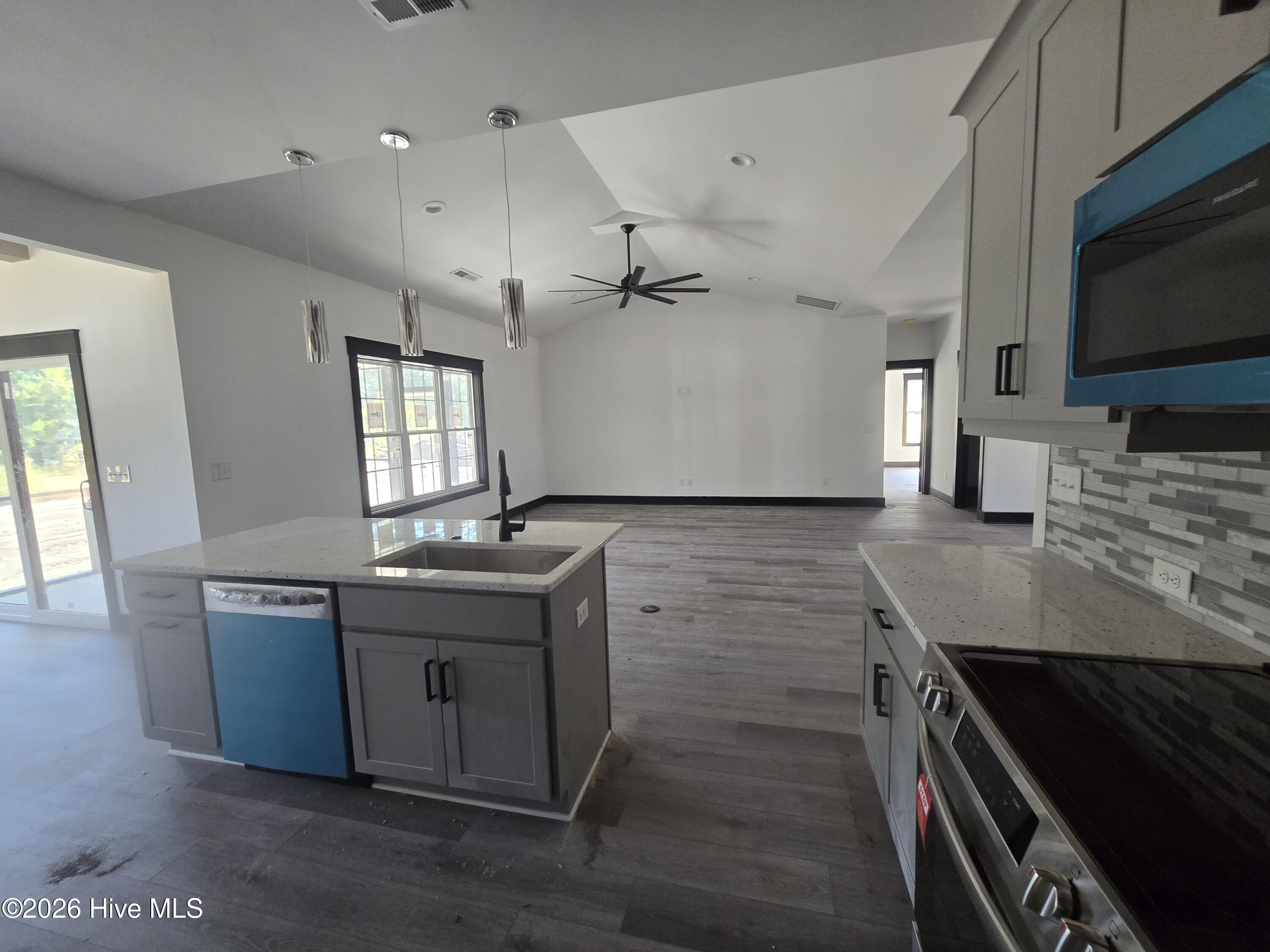 107 Weathersbee Drive Property Photo 12