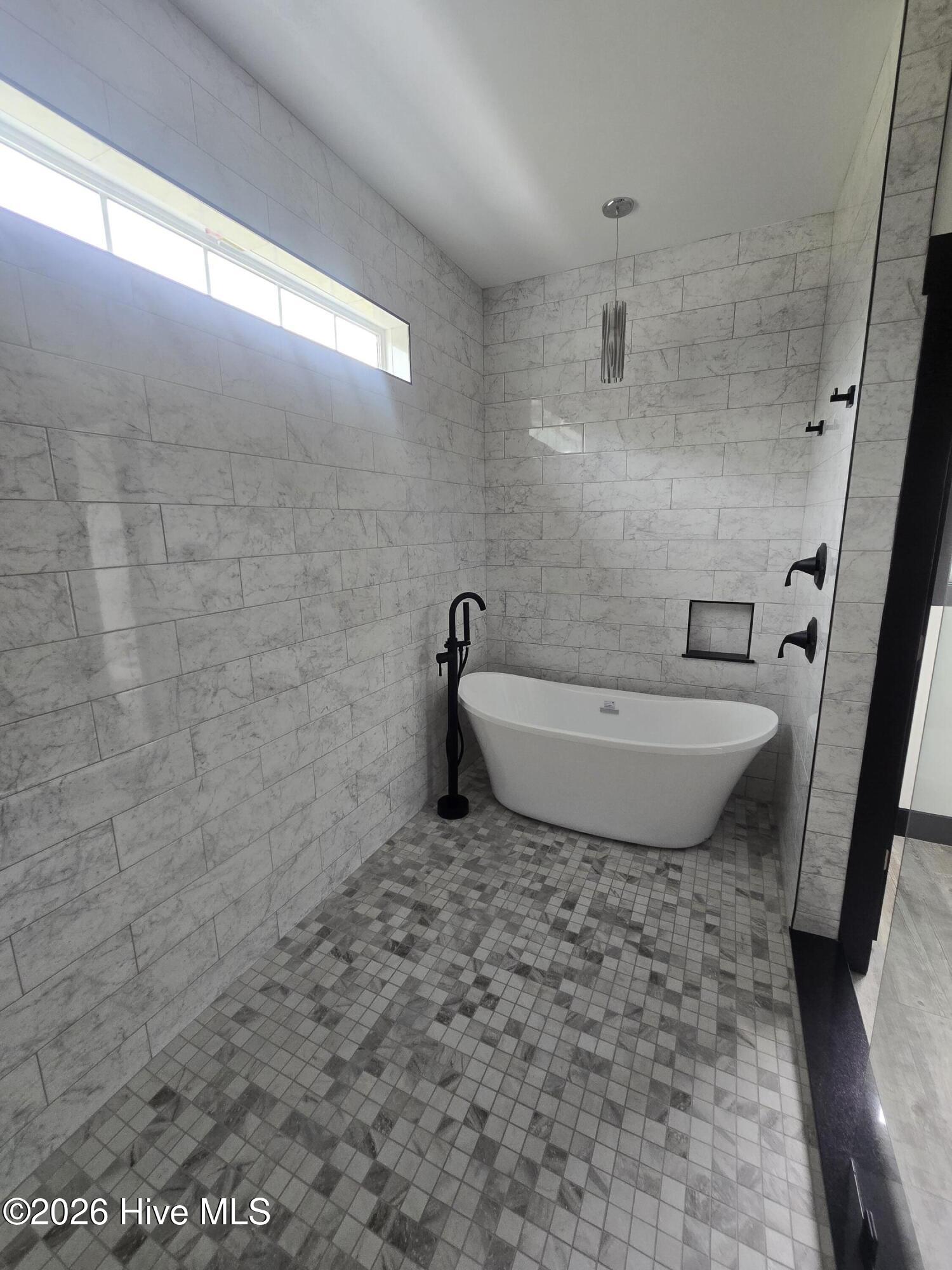 107 Weathersbee Drive Property Photo 23