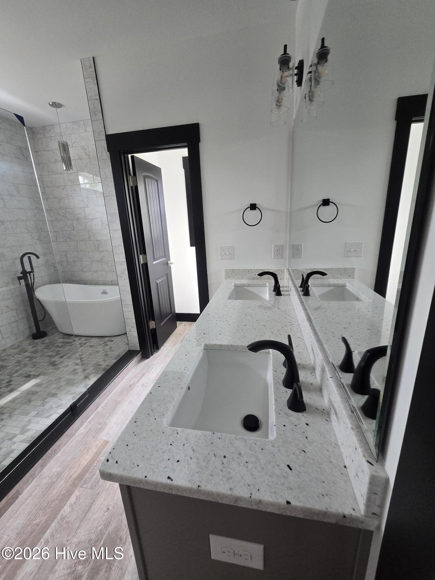 107 Weathersbee Drive Property Photo 24