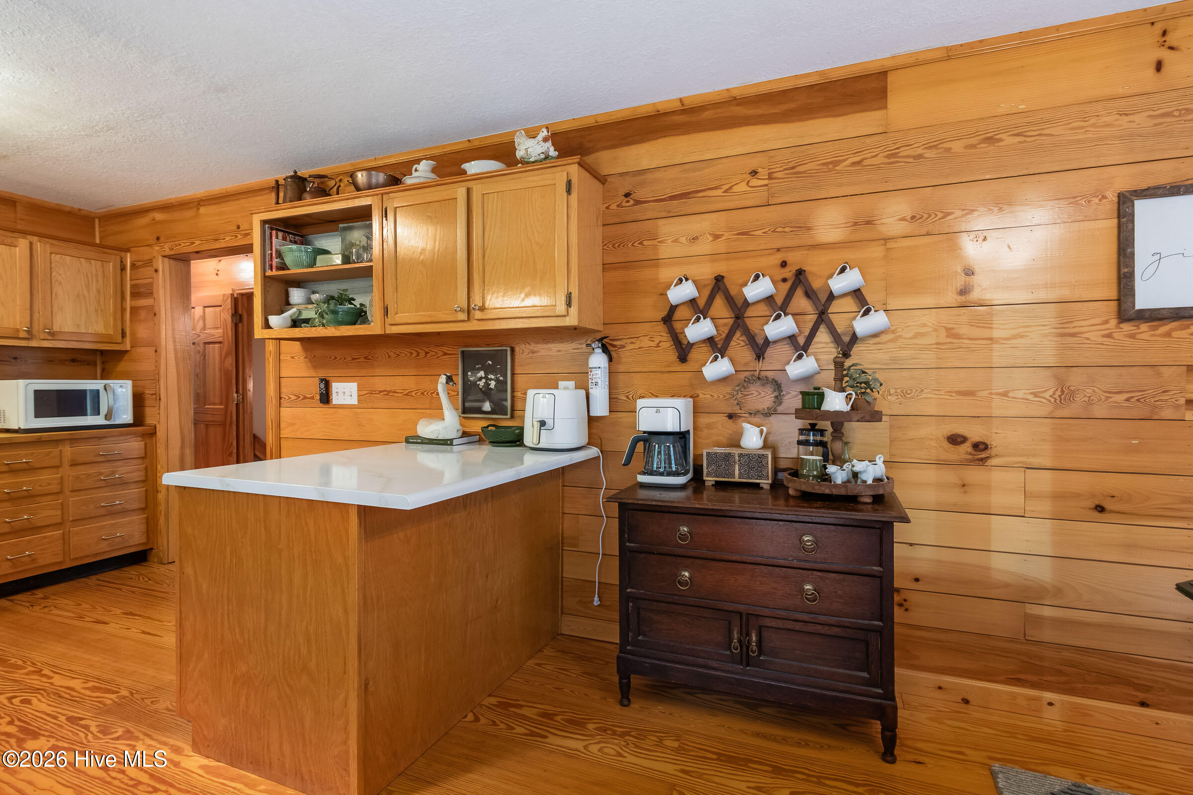 3270 Ebenezer Road Property Photo 12