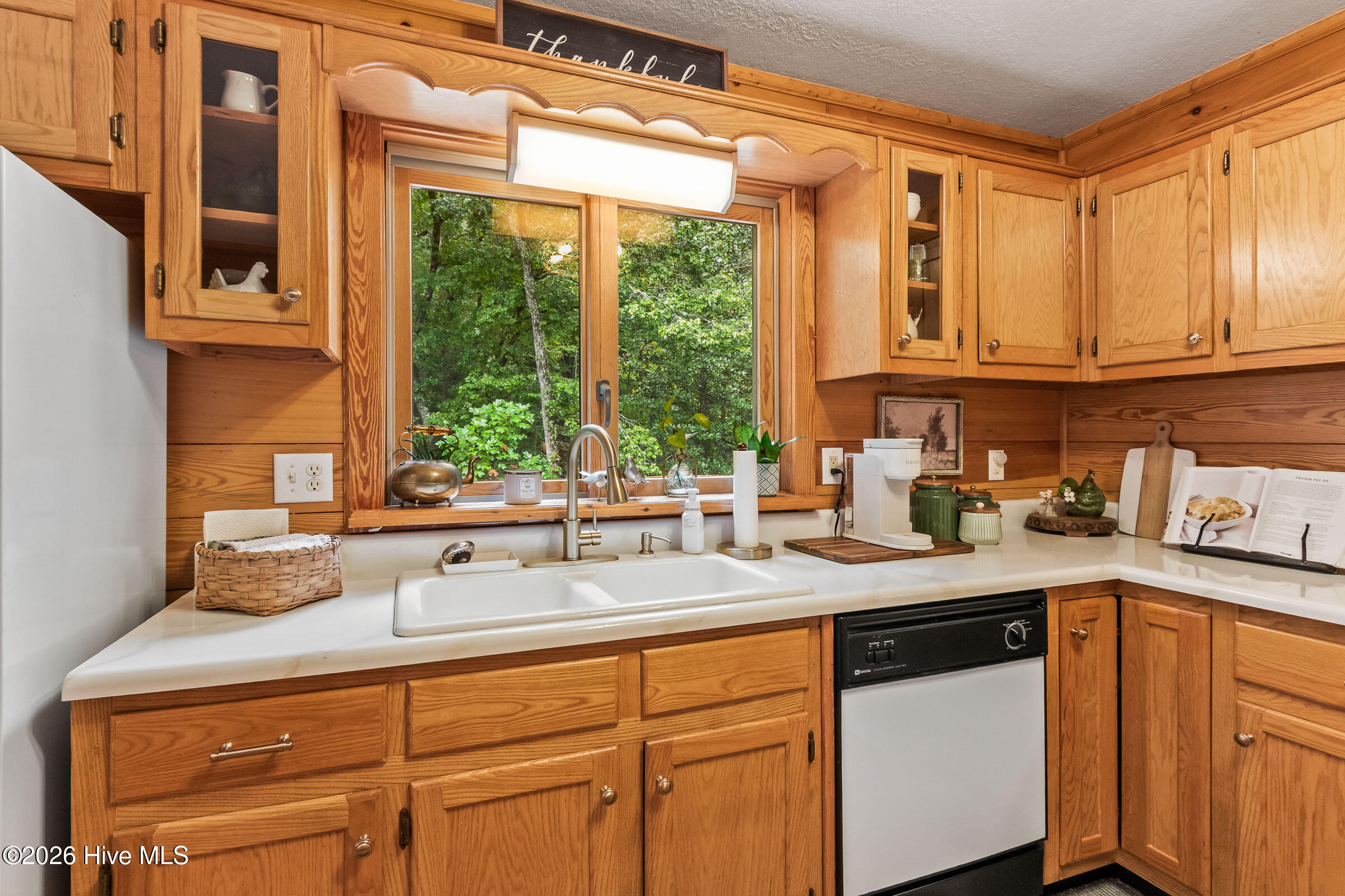 3270 Ebenezer Road Property Photo 16