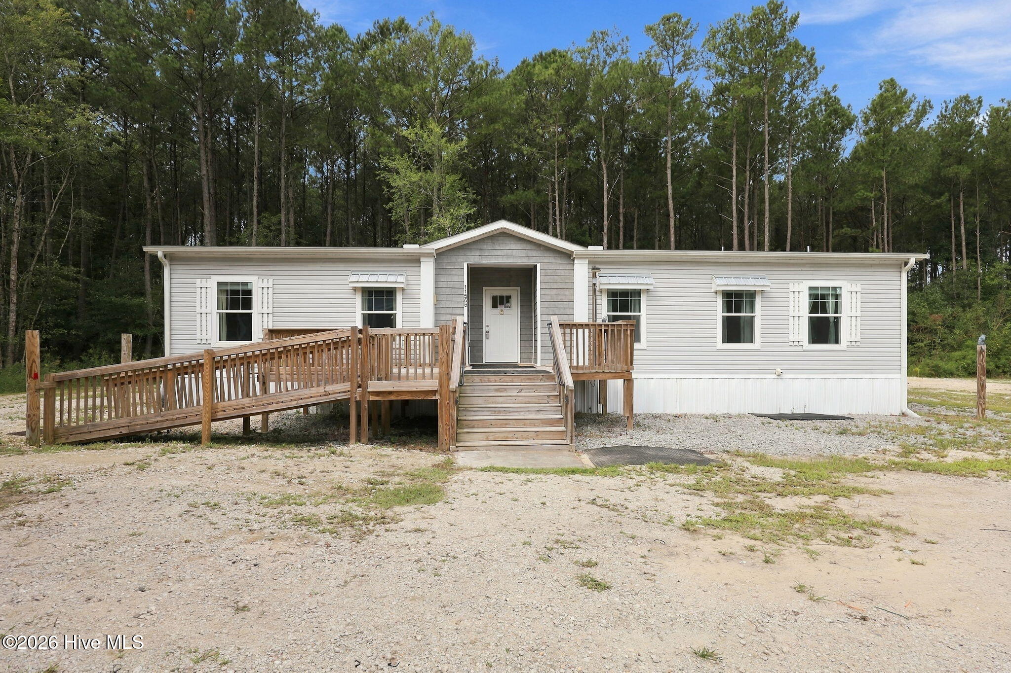 11566 Hwy 17 Property Photo 2
