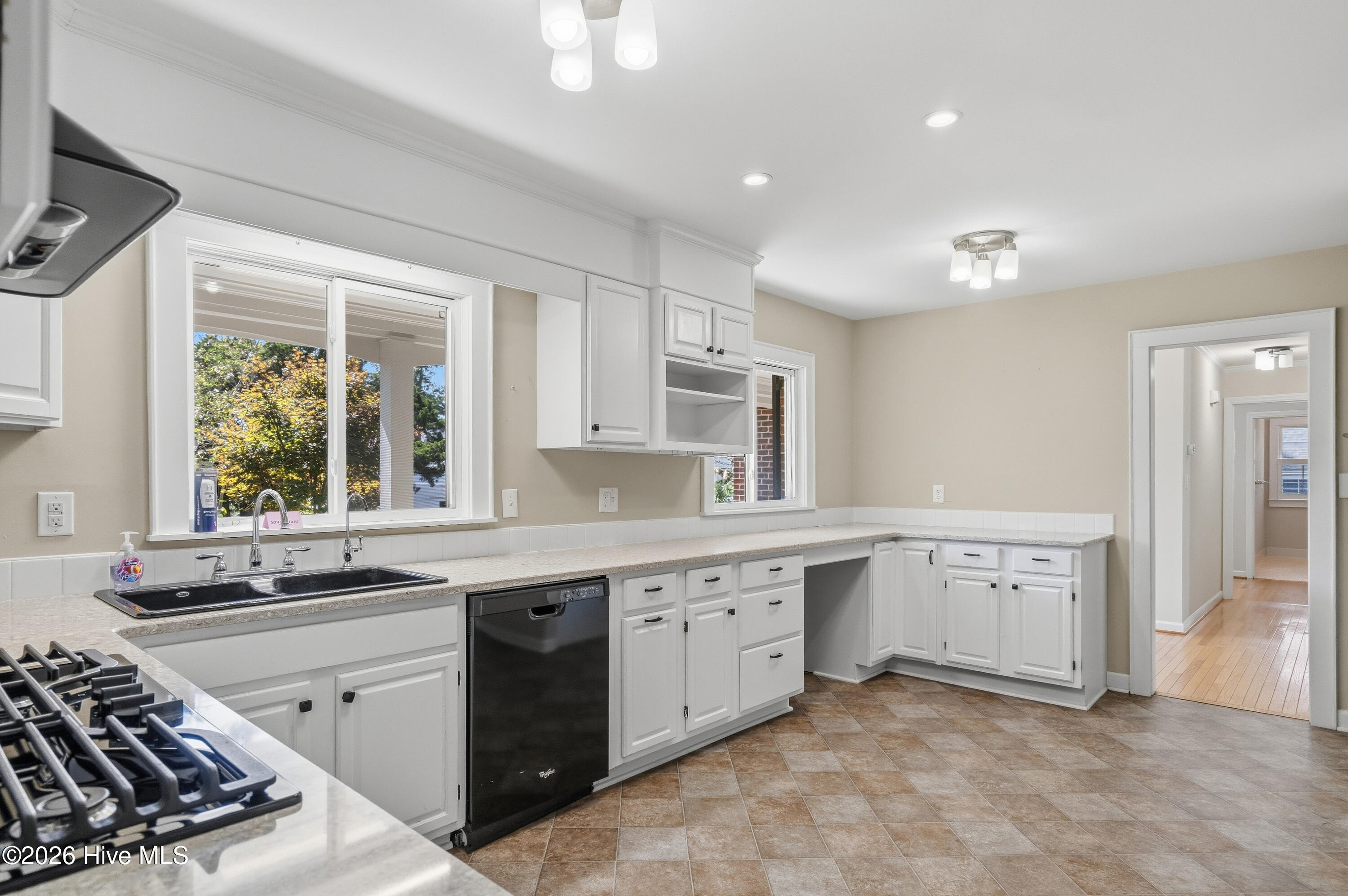 216 Lands End Road Property Photo 15