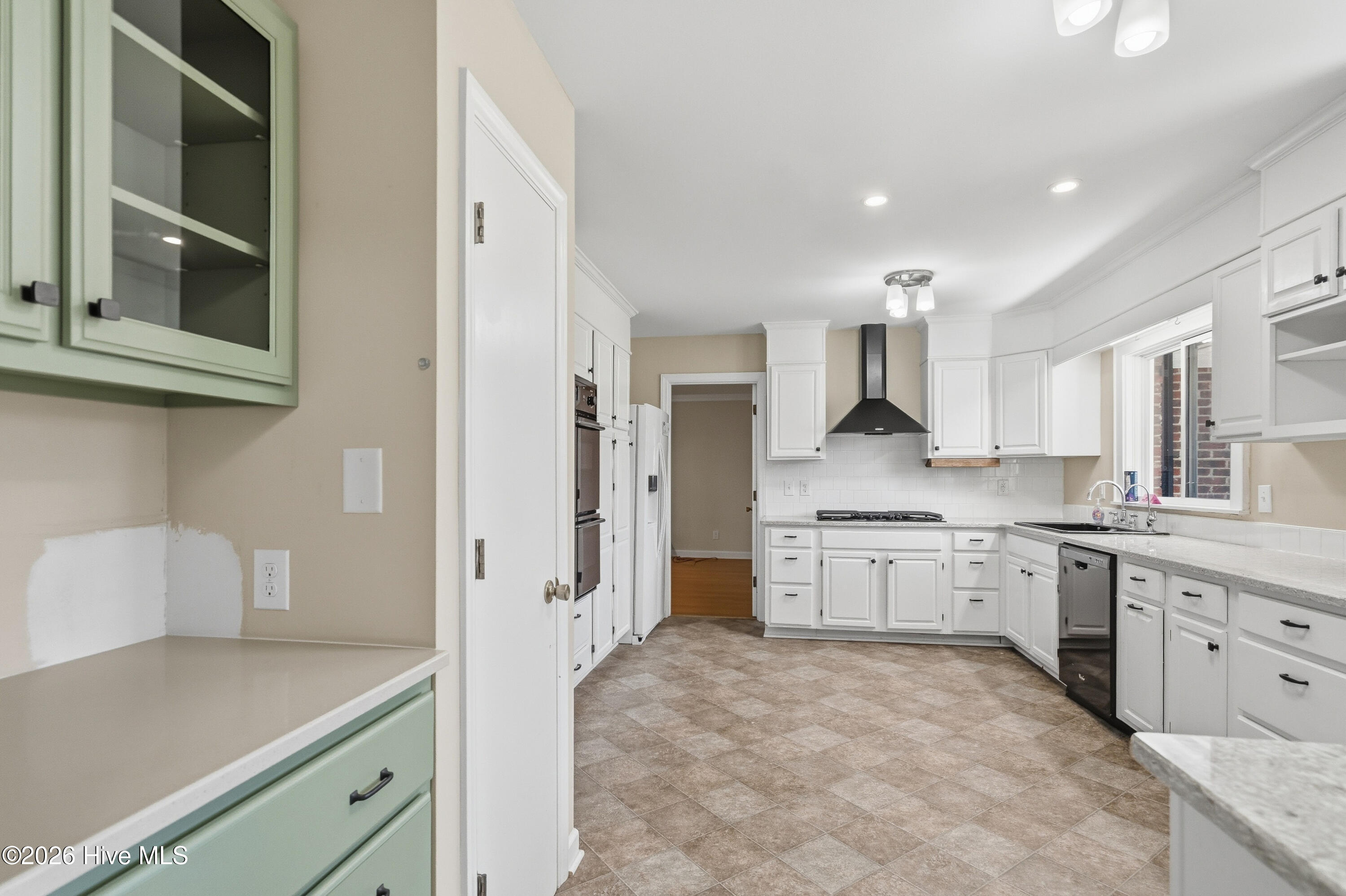 216 Lands End Road Property Photo 16