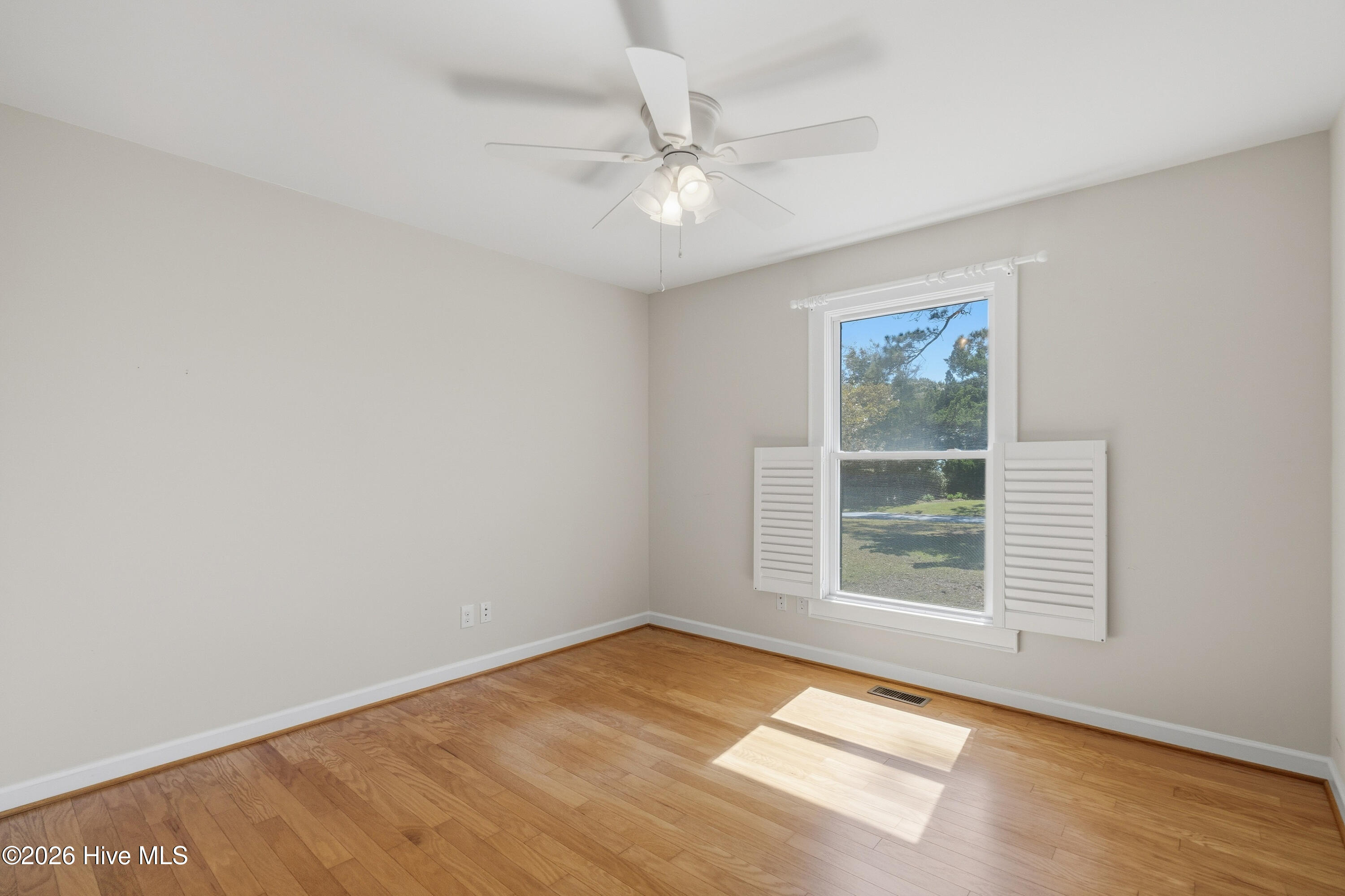 216 Lands End Road Property Photo 22