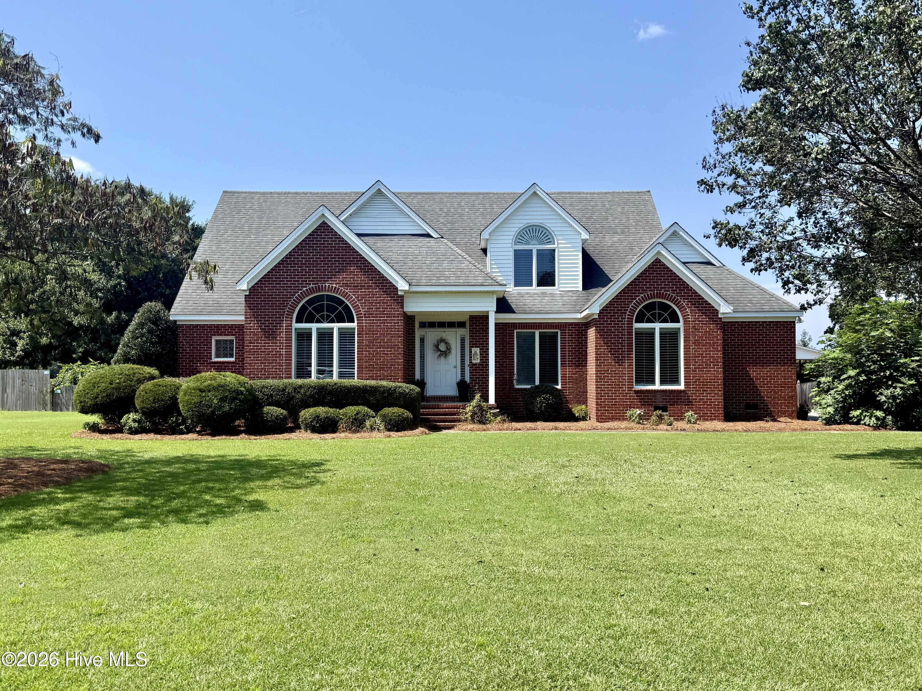 1090 Cedar Hill Drive Property Photo 1