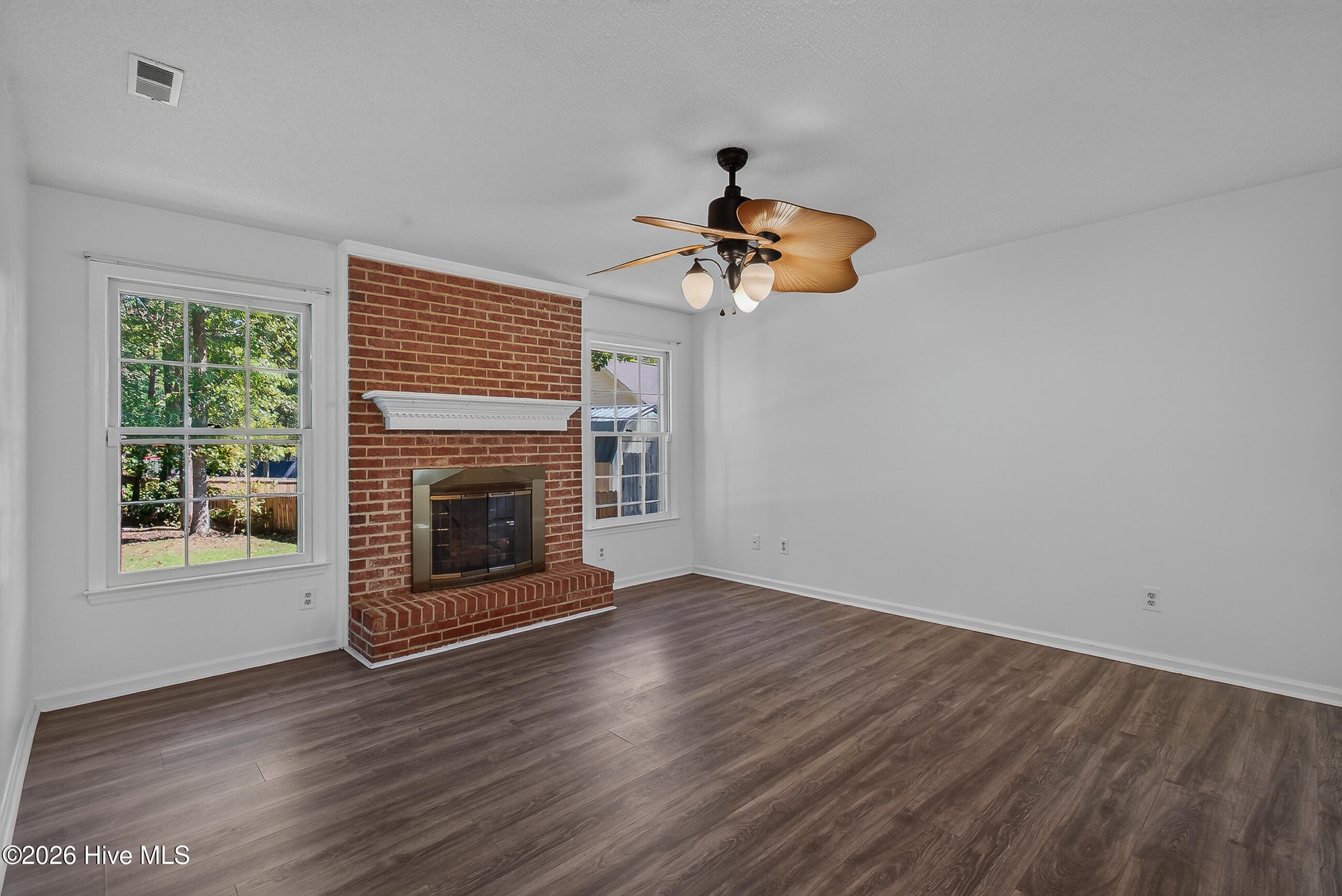 439 Candlewood Drive Property Photo 12