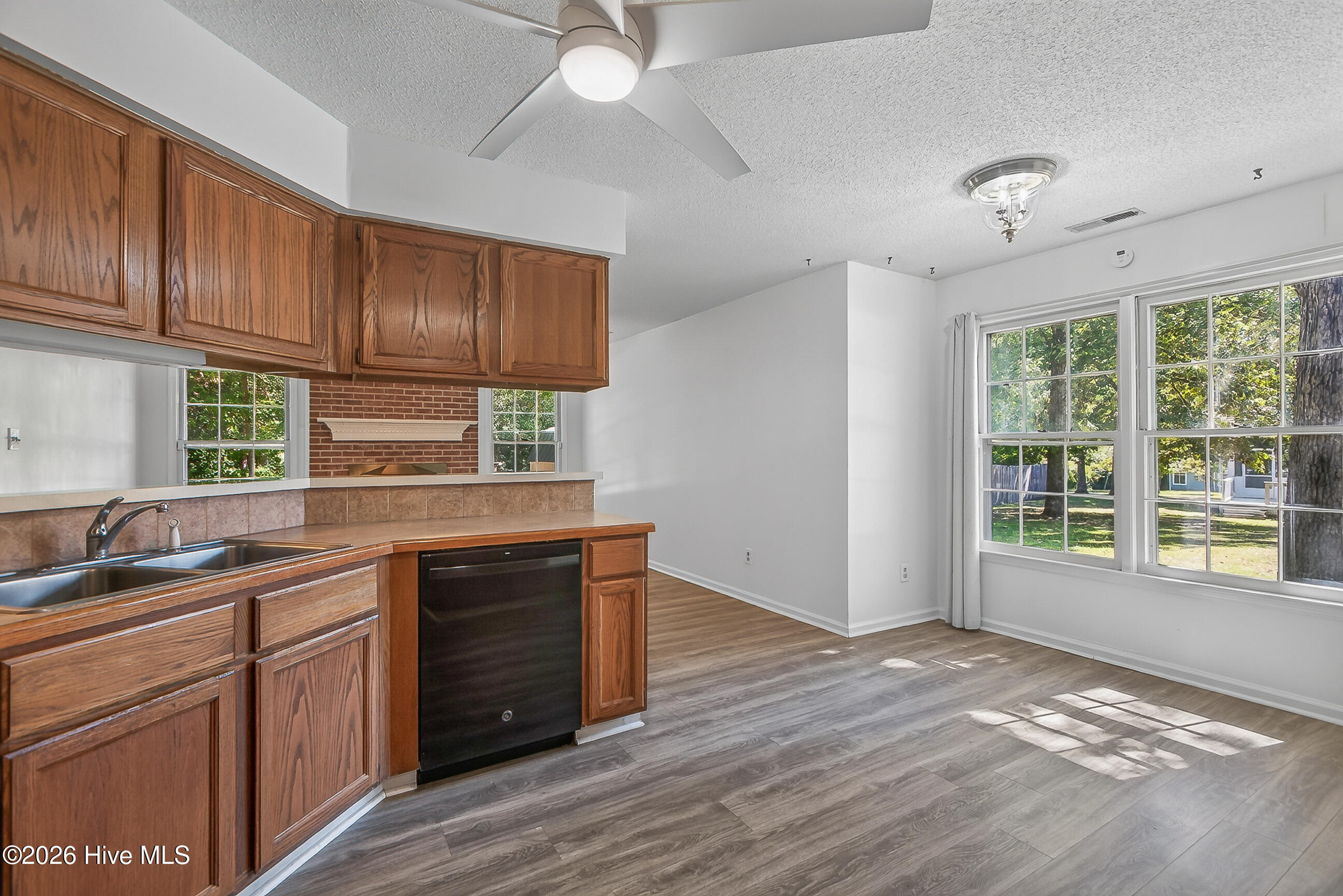 439 Candlewood Drive Property Photo 17
