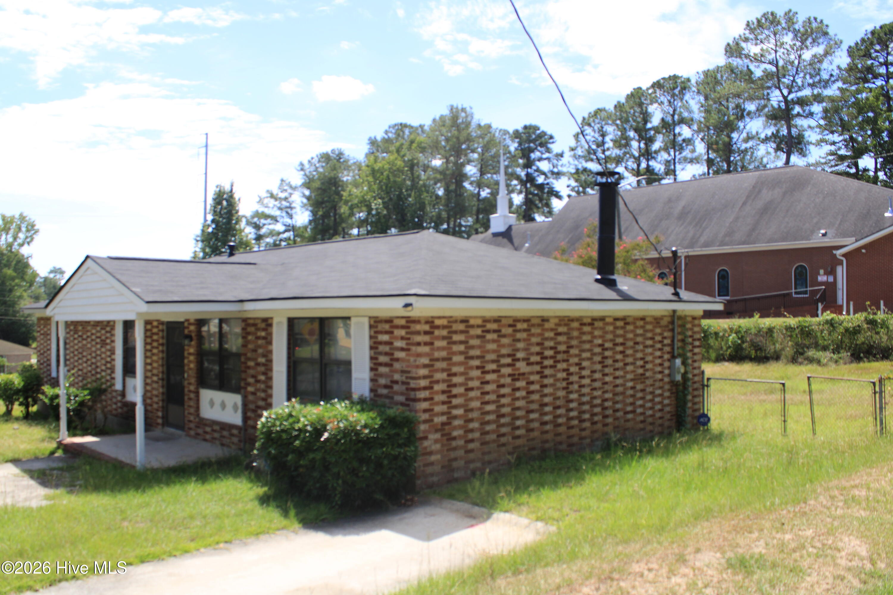 3419 Lucie Street Property Photo 3