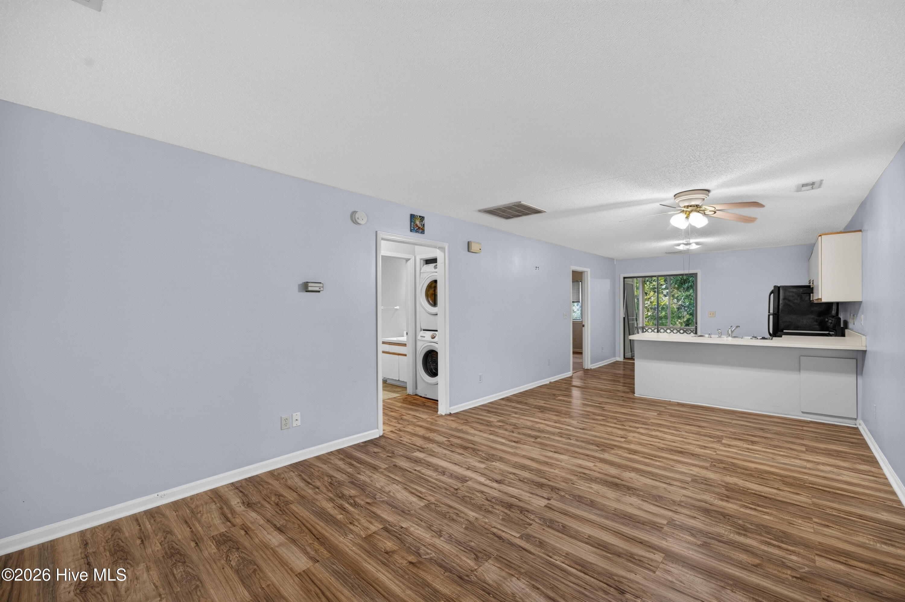 522 S Kerr Avenue Apt 42 Property Photo 4
