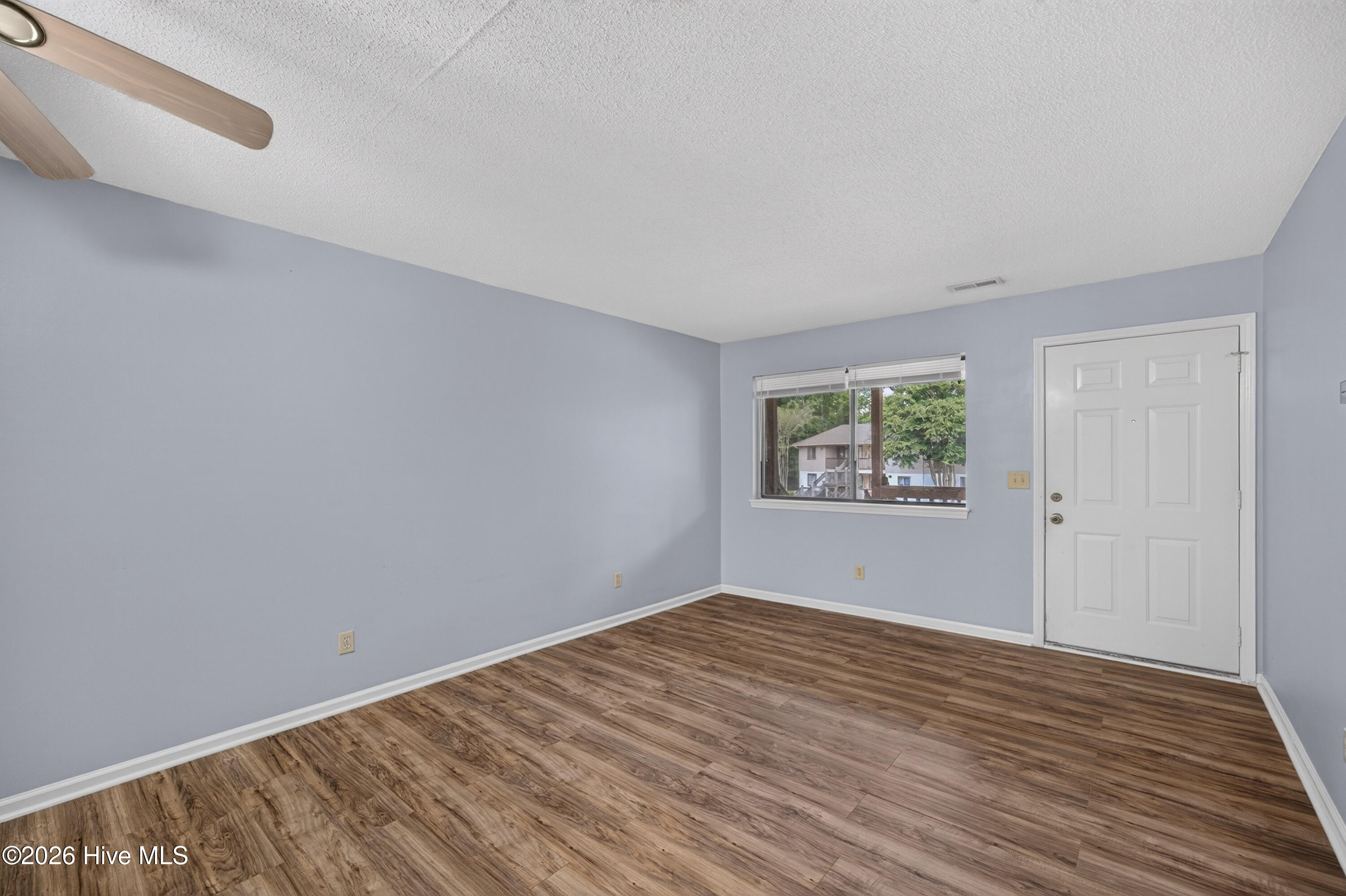 522 S Kerr Avenue Apt 42 Property Photo 7