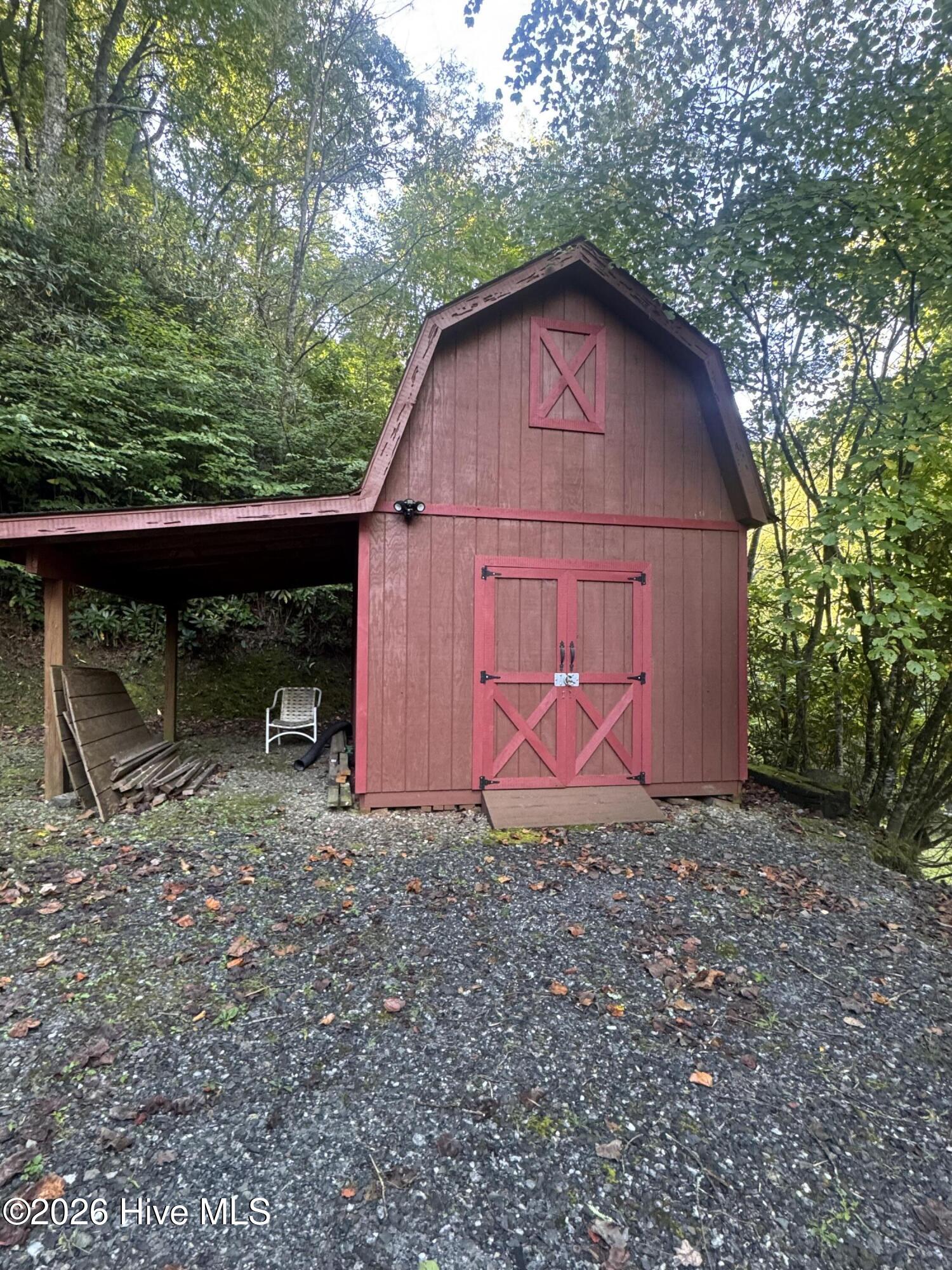 889 Wagon Train Road Property Photo 10
