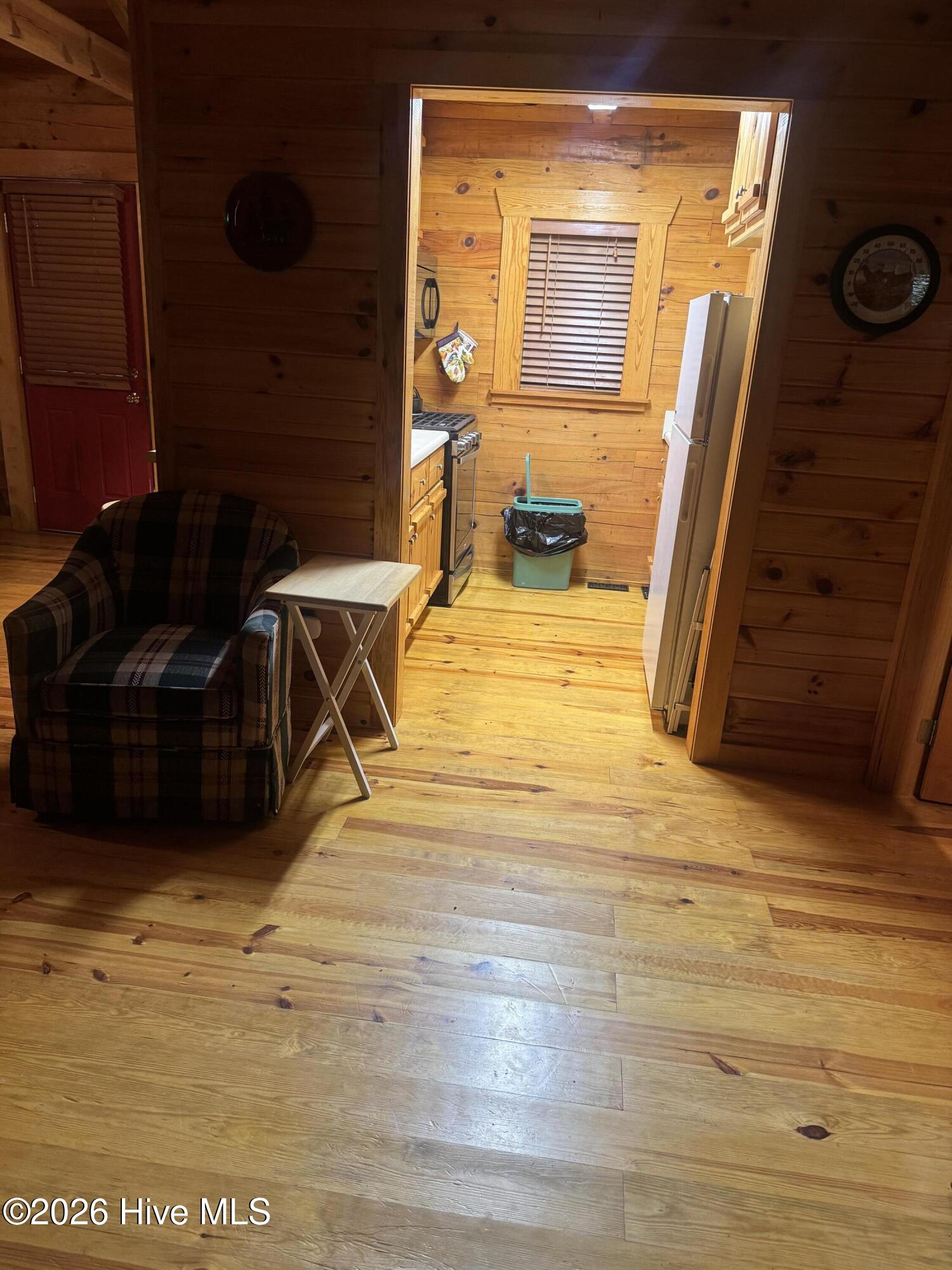 889 Wagon Train Road Property Photo 15