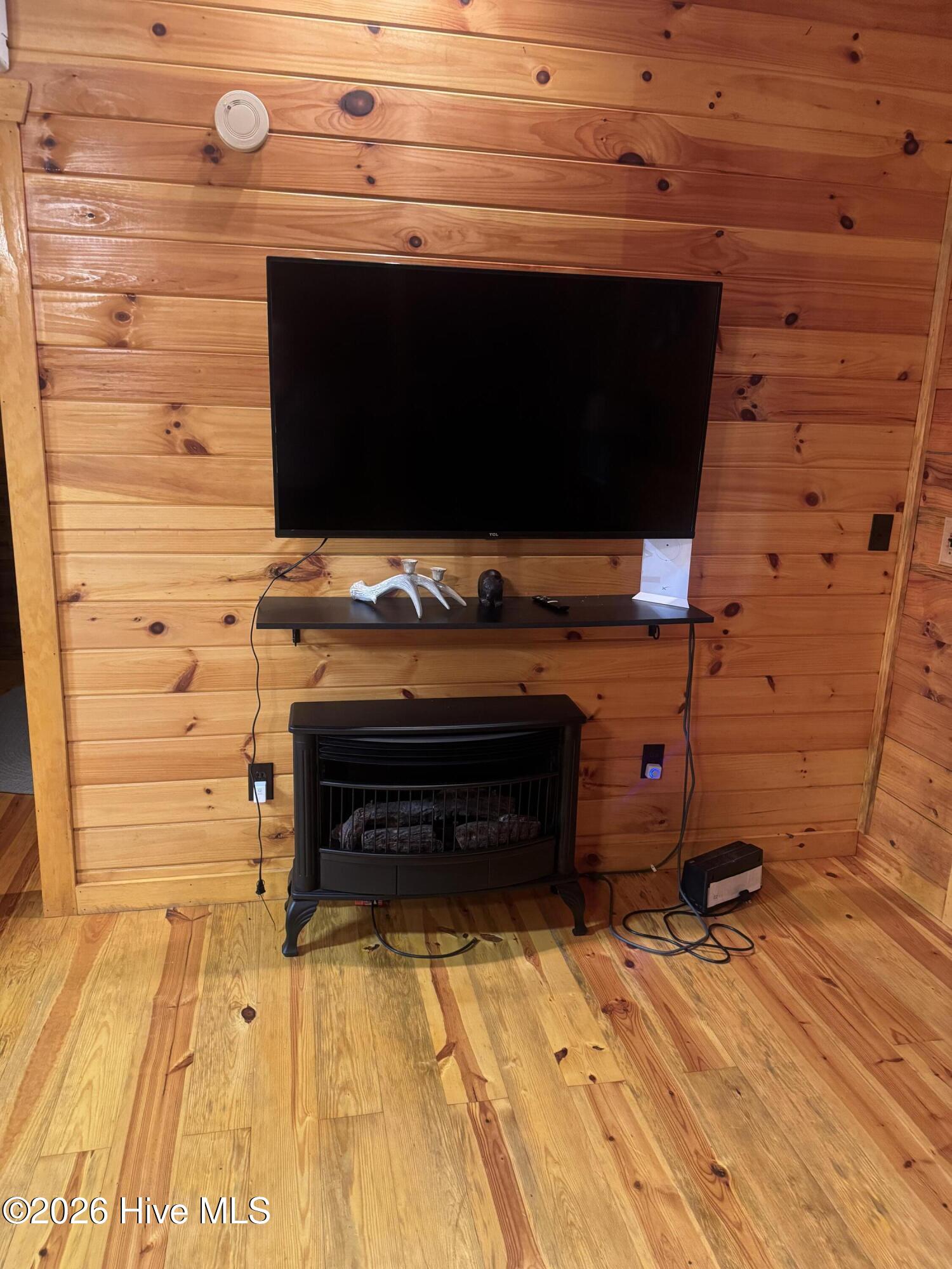 889 Wagon Train Road Property Photo 17