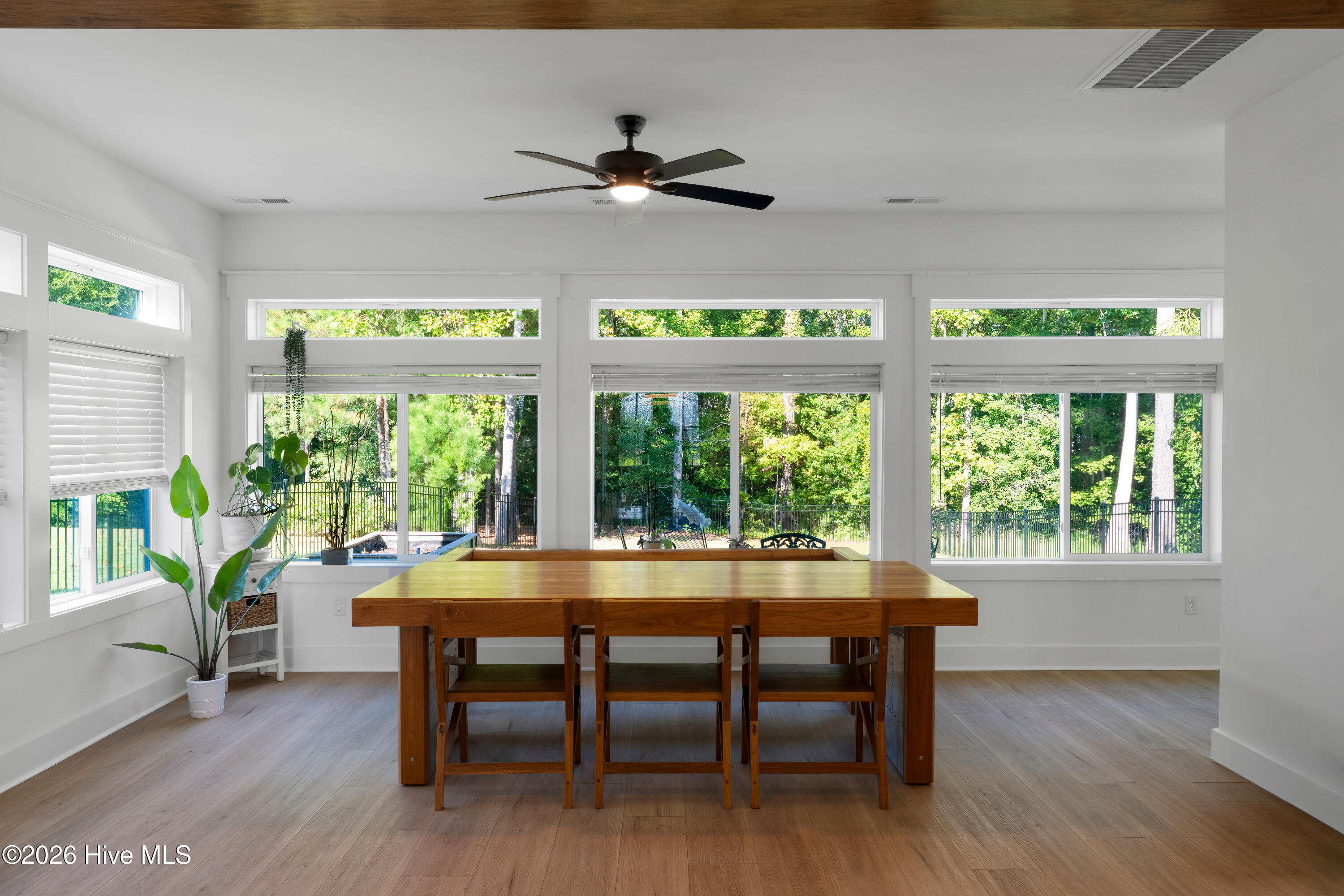 320 Summerhouse Drive Property Photo 15
