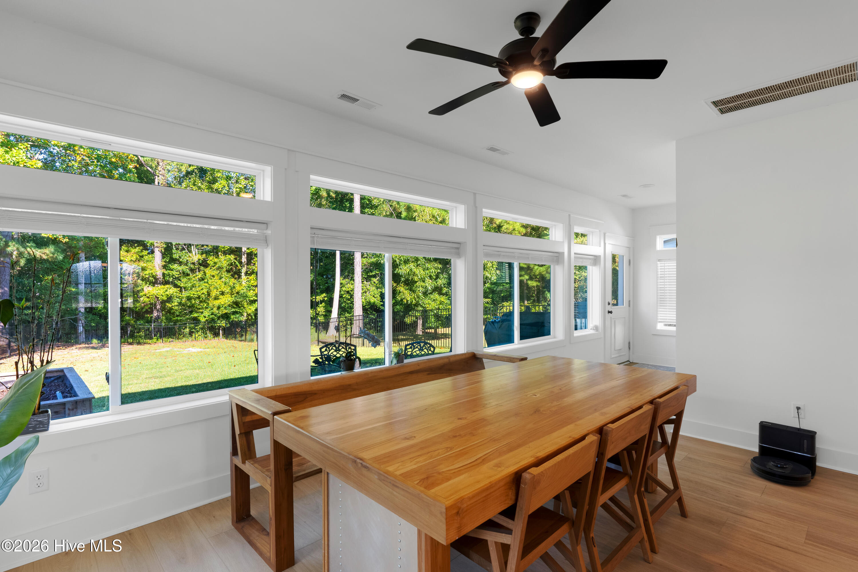 320 Summerhouse Drive Property Photo 17