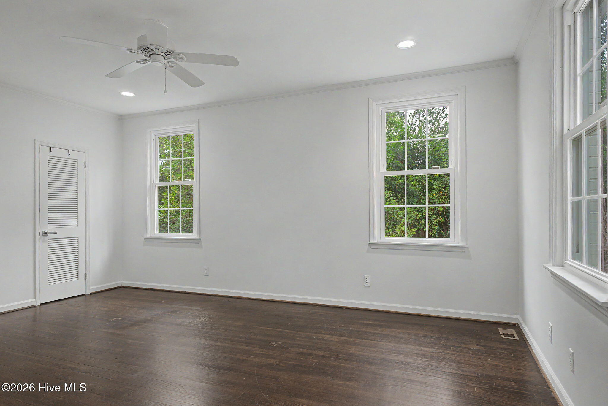 2911 Lombardy Court Property Photo 20