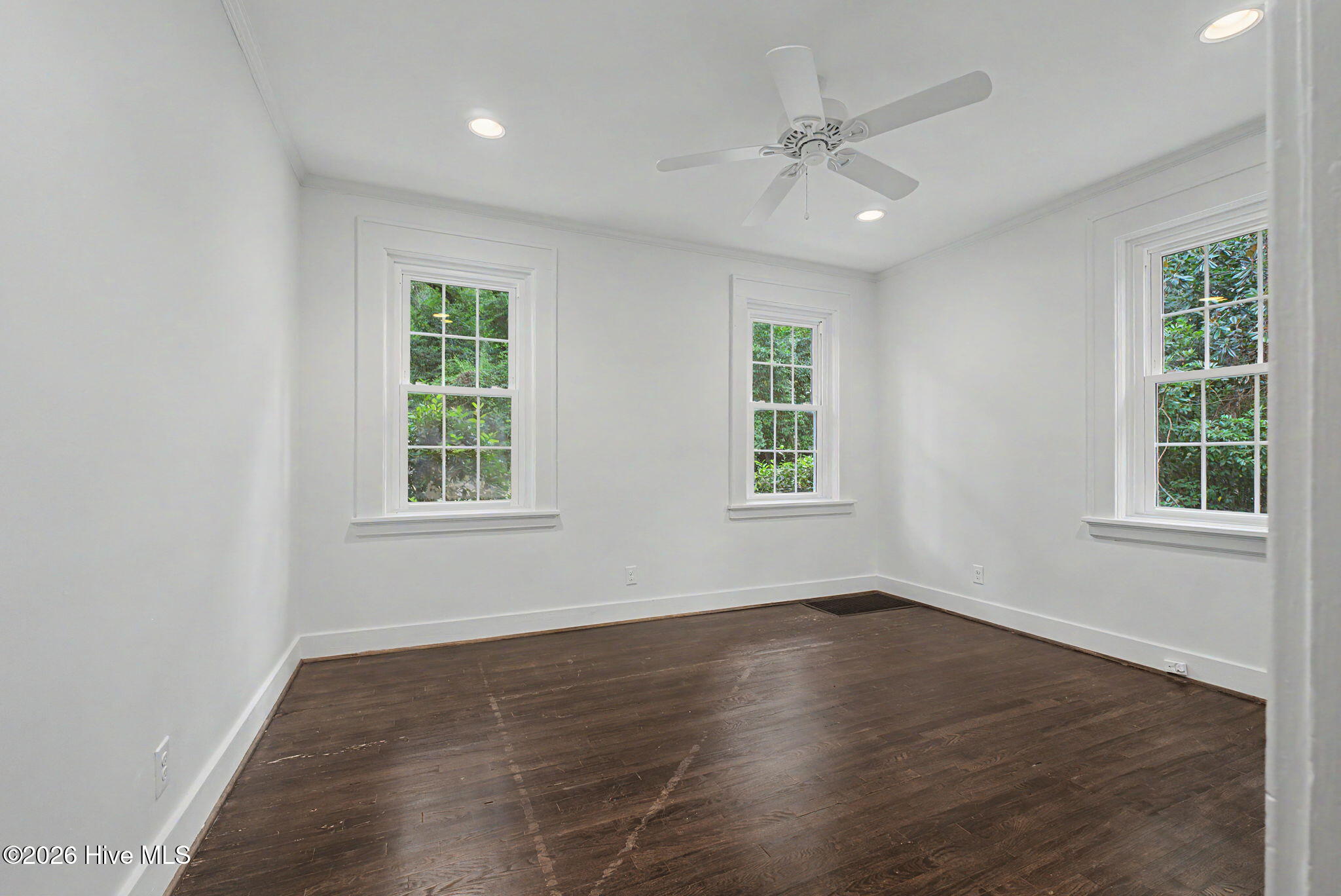 2911 Lombardy Court Property Photo 31
