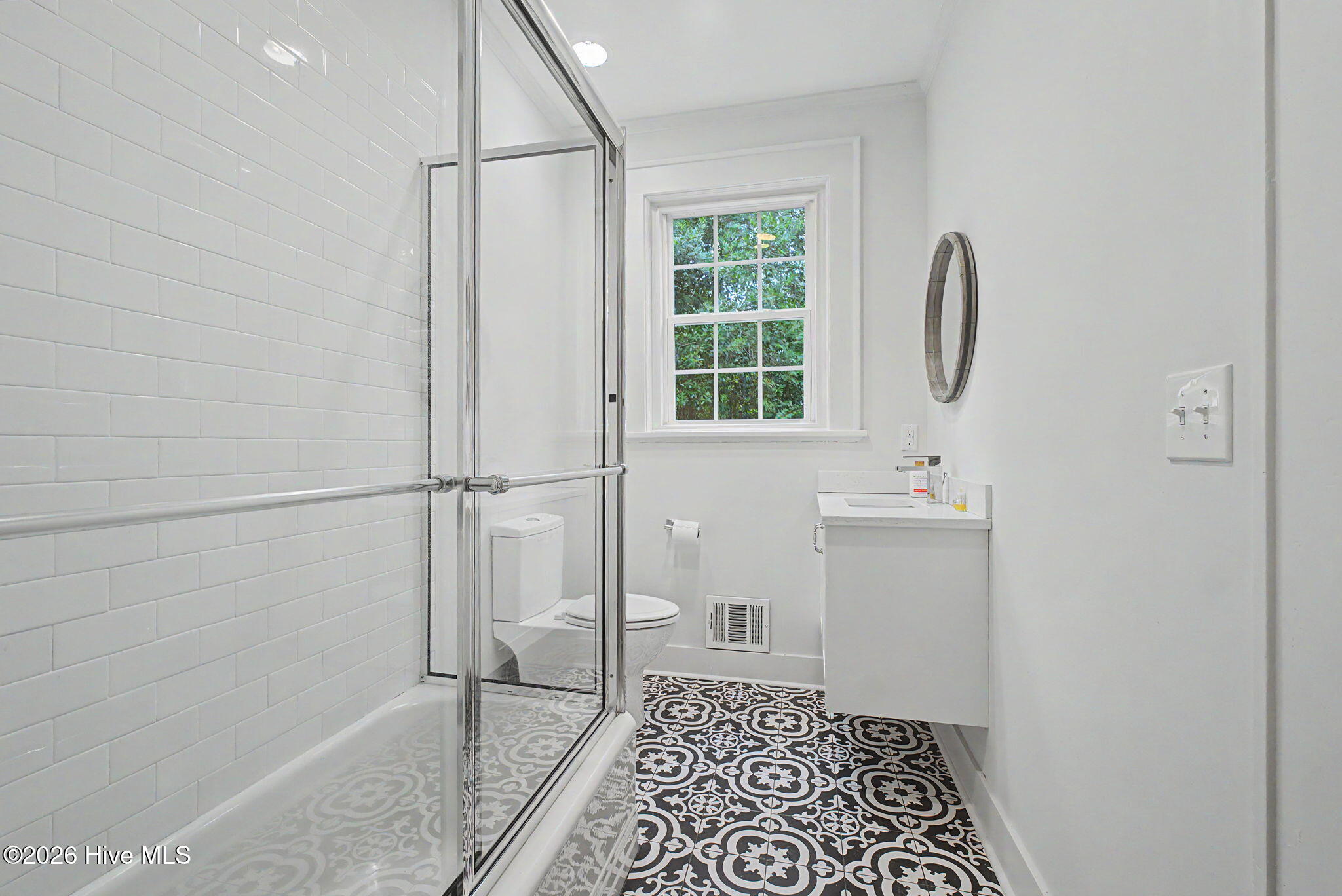 2911 Lombardy Court Property Photo 33