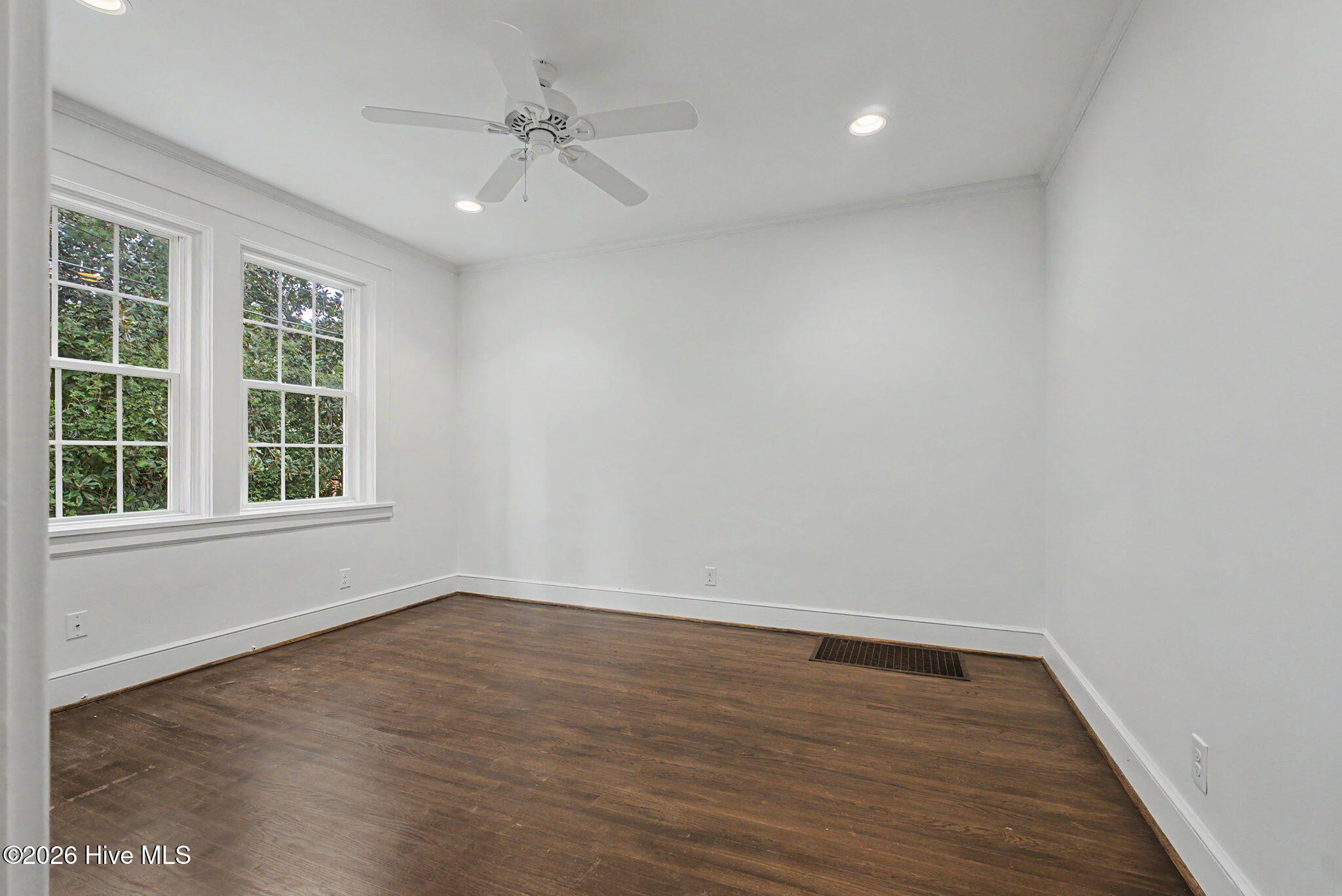 2911 Lombardy Court Property Photo 34