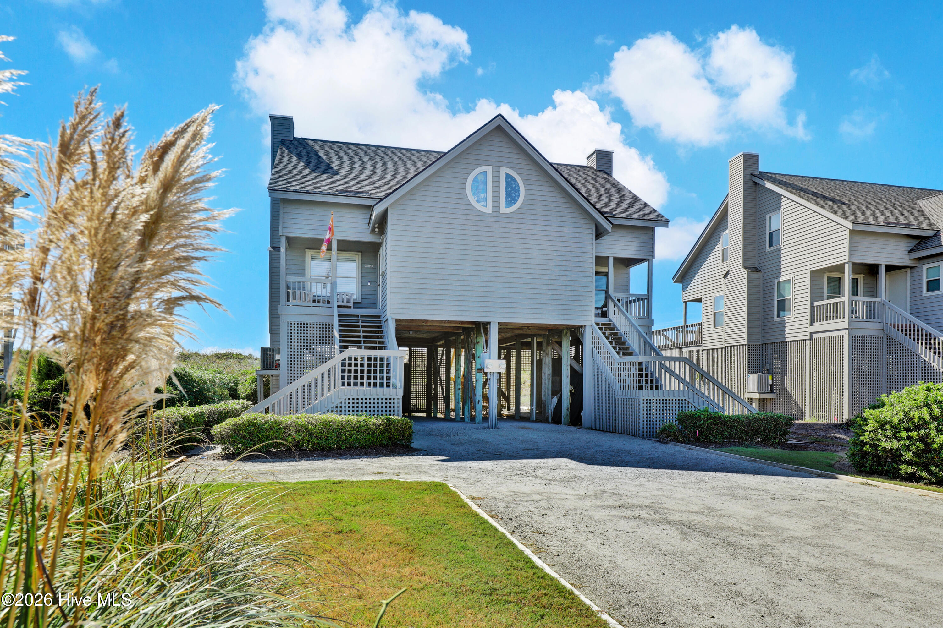 2105 Ocean Boulevard B Property Photo 5